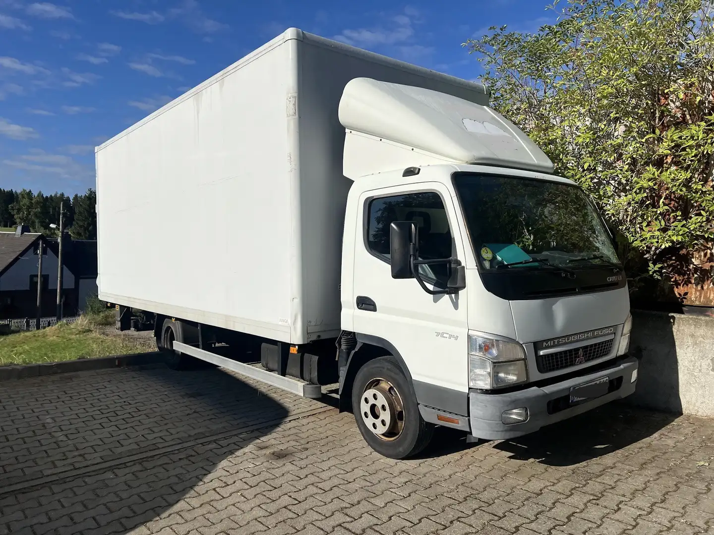 Mitsubishi Canter FE85 7C14 Koffer*LBW*1.Hand*206tkm*7,49to*TÜV Blanco - 1