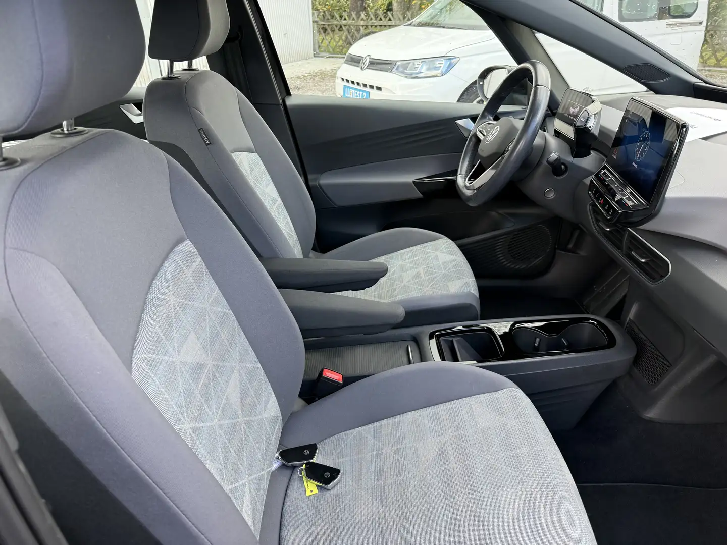 Volkswagen ID.4 Schwarz - 2