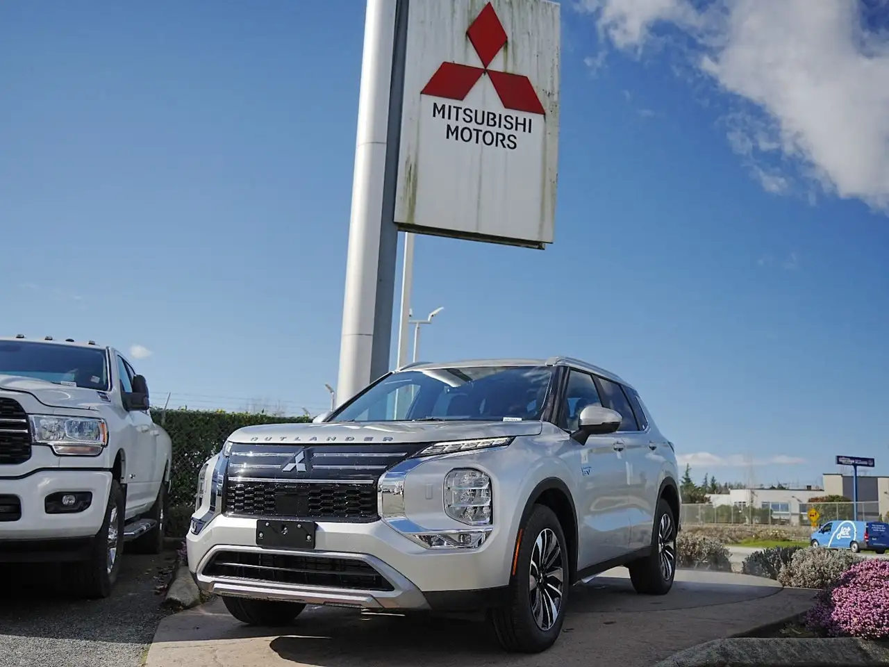 Mitsubishi Outlander снимка Mitsubishi Outlander