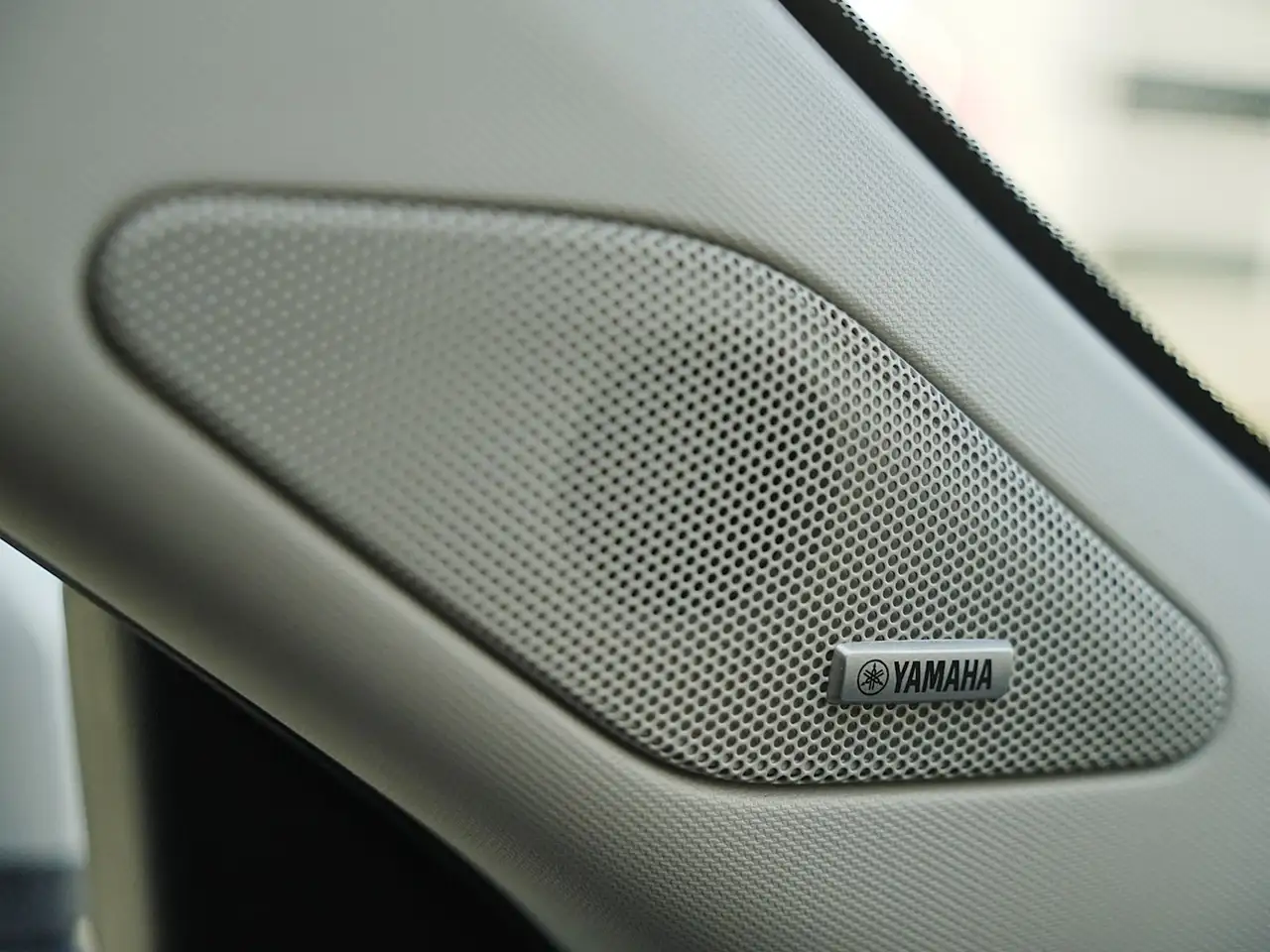Mitsubishi Outlander снимка Mitsubishi Outlander