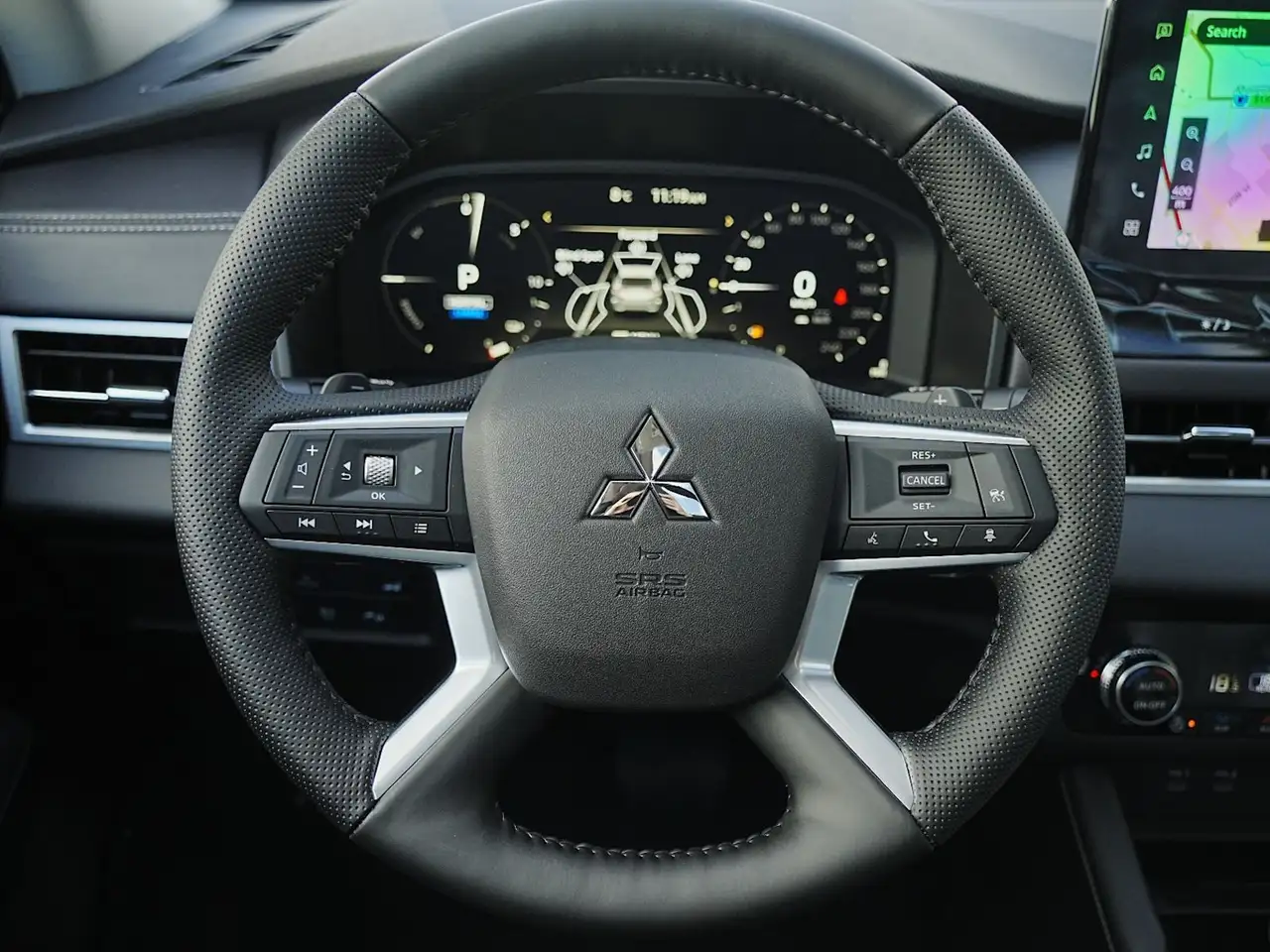 Mitsubishi Outlander снимка Mitsubishi Outlander