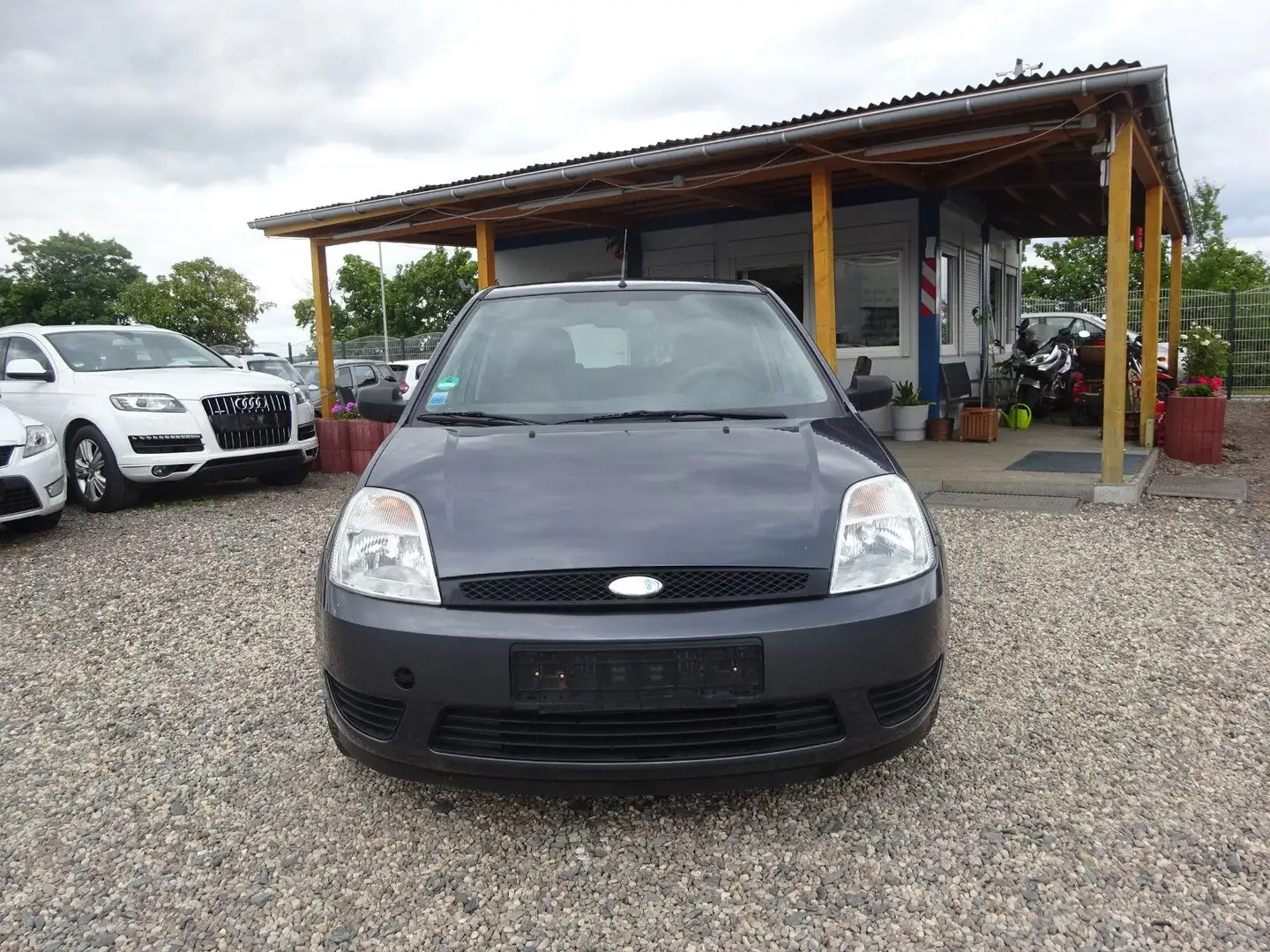 Ford Fiesta 1.4 TDCi*Klima Grau - 2