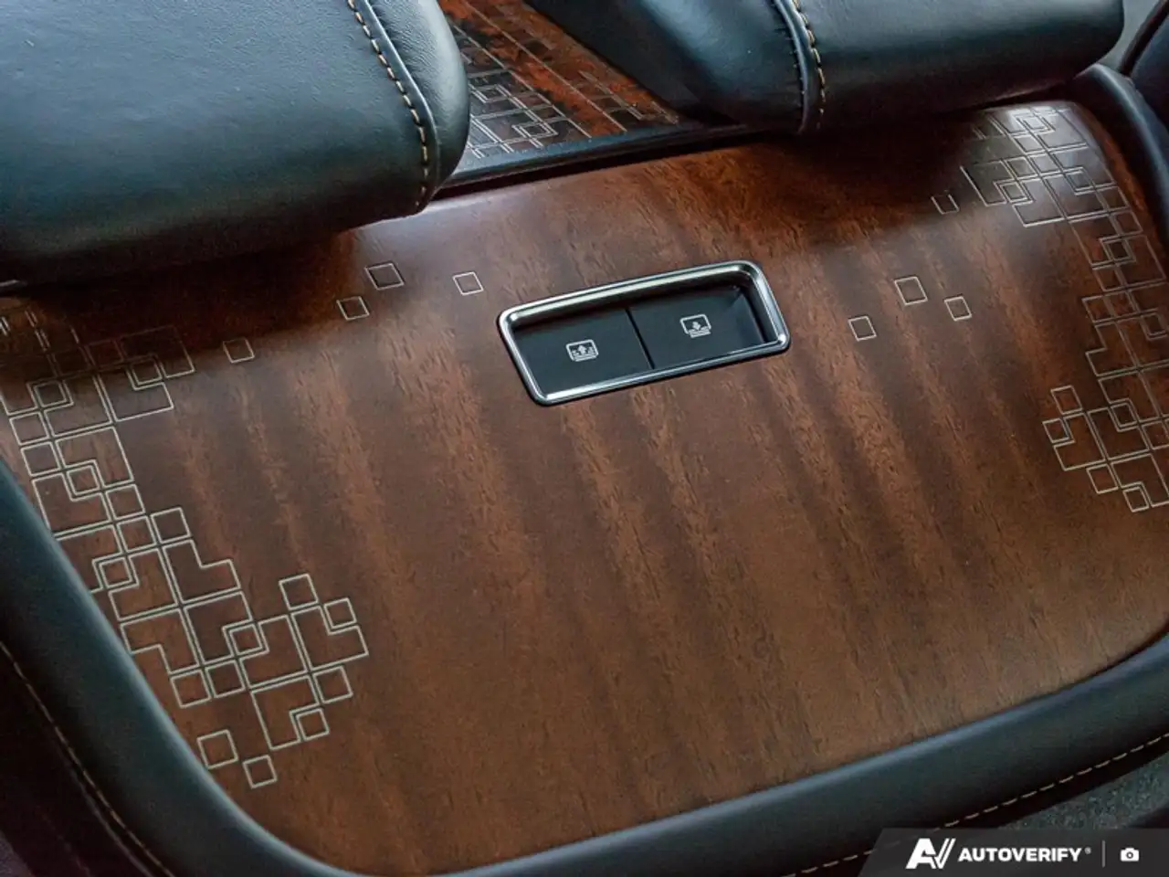 Lincoln Navigator снимка Lincoln Navigator