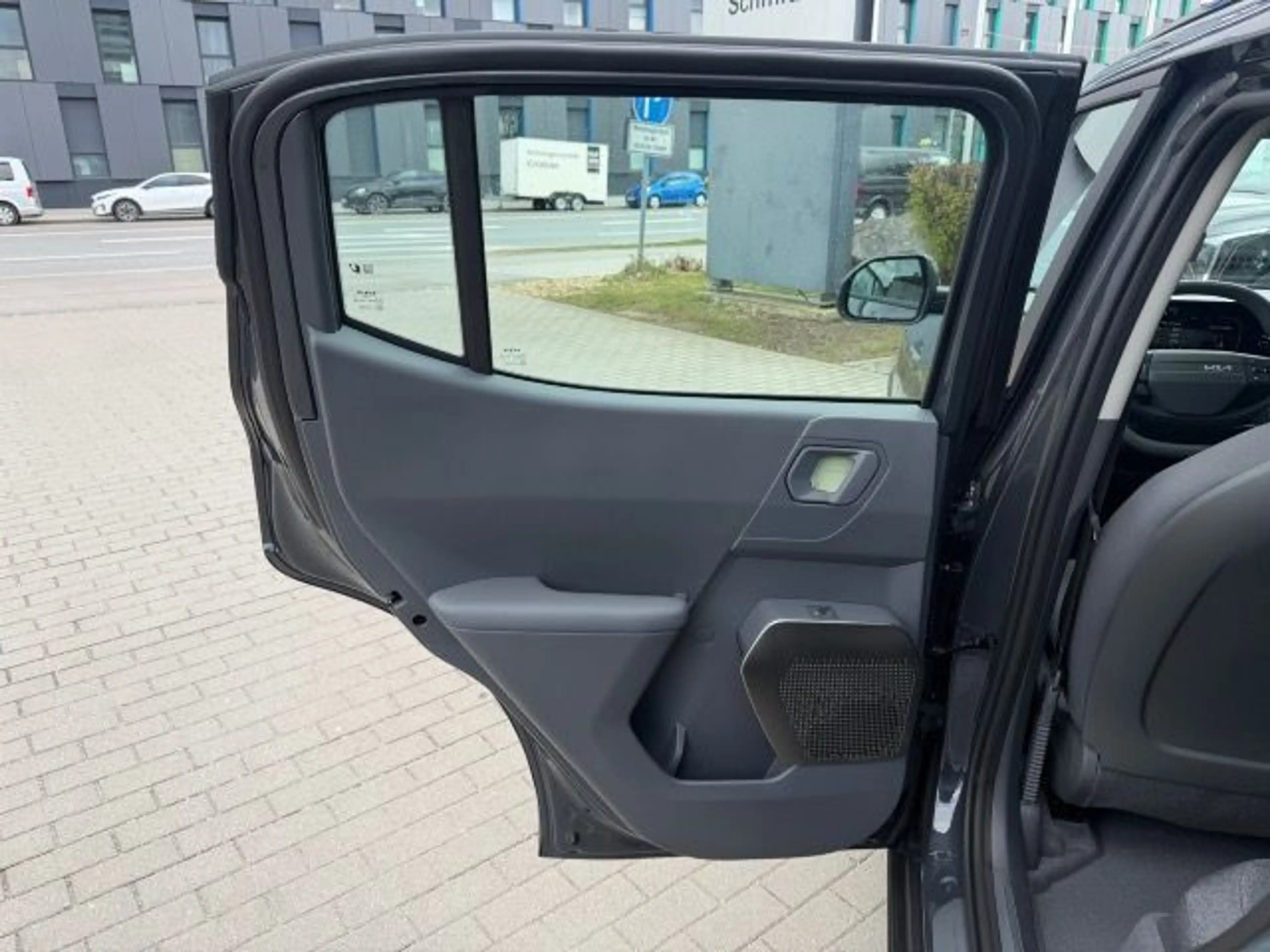 Kia EV2 42.2 kWh 4-SITZER EARTH WINTER-CONNECT — photo 24
