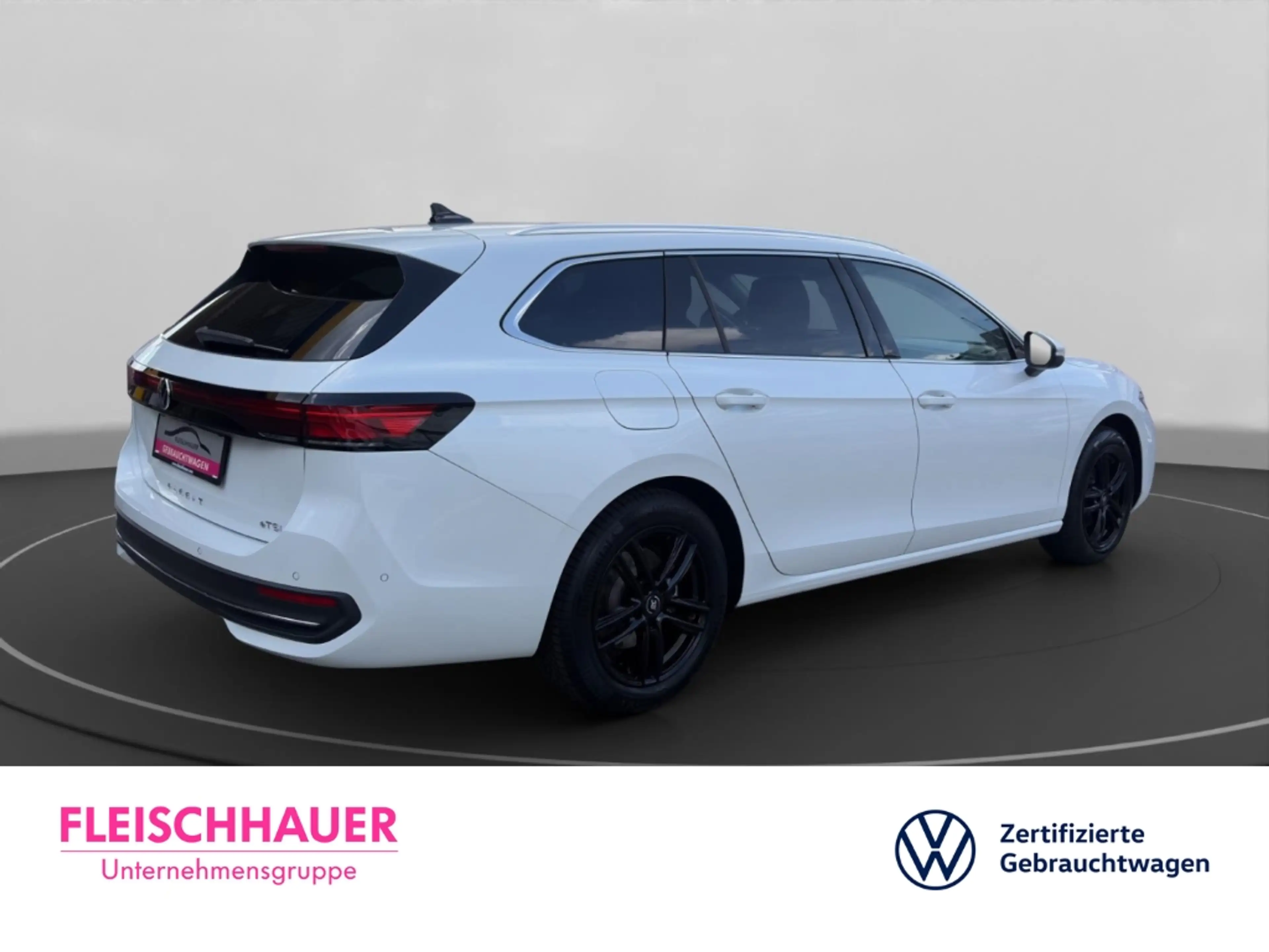 Volkswagen Passat Variant 1.5 eTSI DSG AHK-klappbar Navi VC 360 Kamera NW-Ga — photo 5
