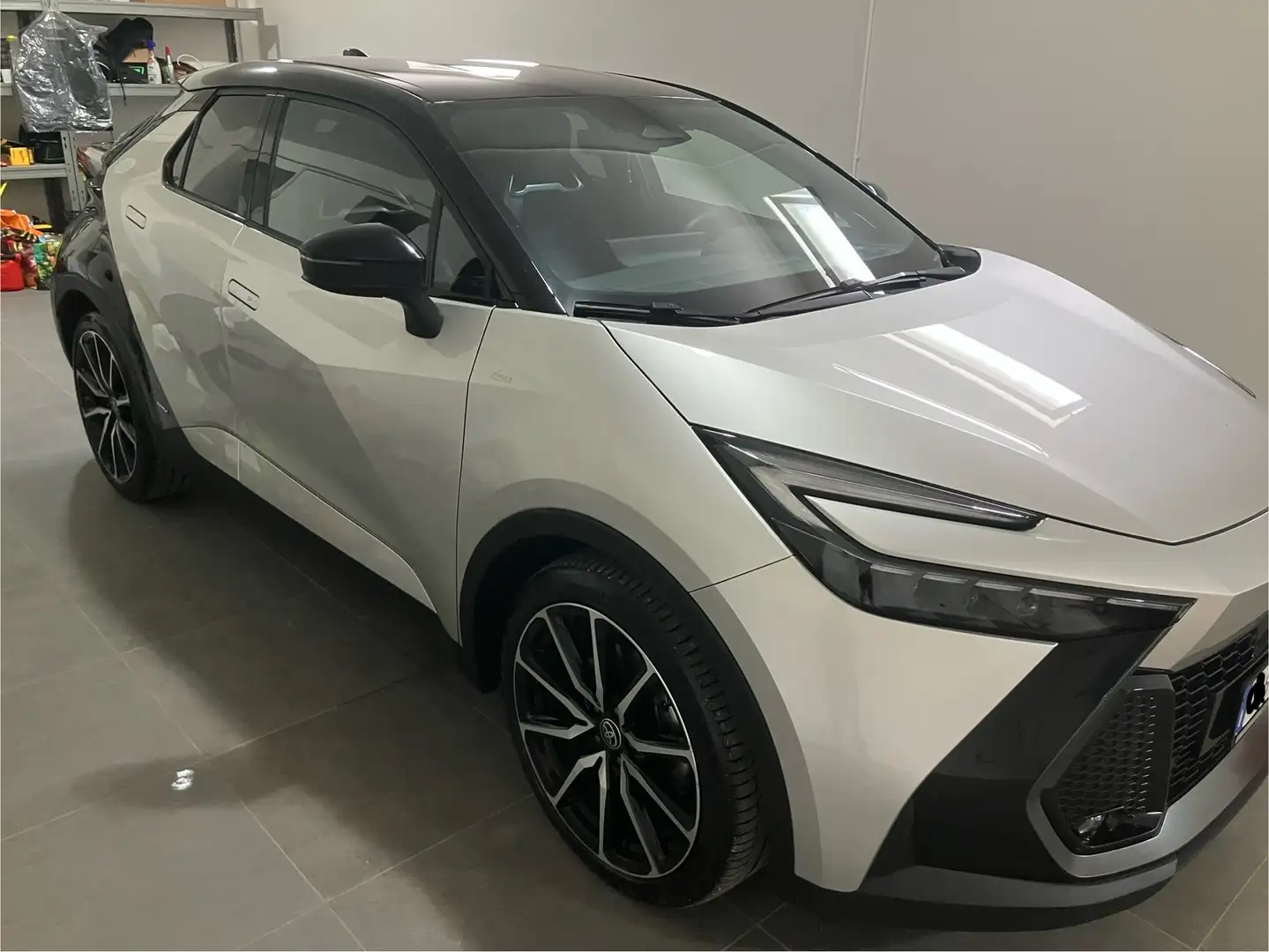 Toyota C-HR C-HR 2.0 hev GR Sport Premiere awd e-cvt Grigio - 2