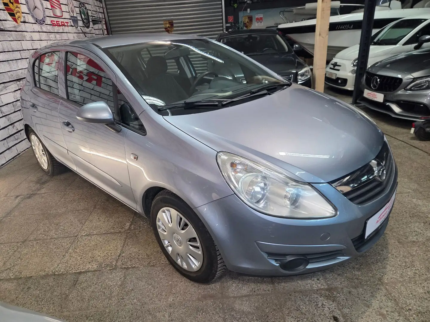 Opel Corsa 1.4 Twinport Cosmo *Tüv & Service NEU* Grau - 2