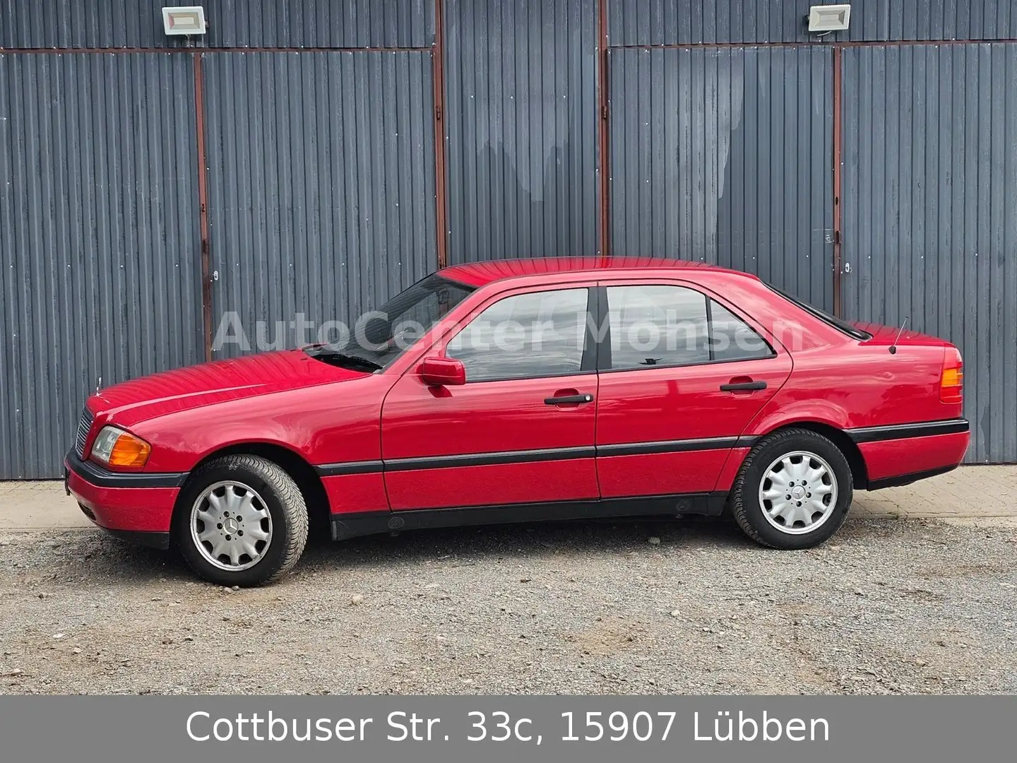 Mercedes-Benz C 180 (Nr. 111) crvena - 1