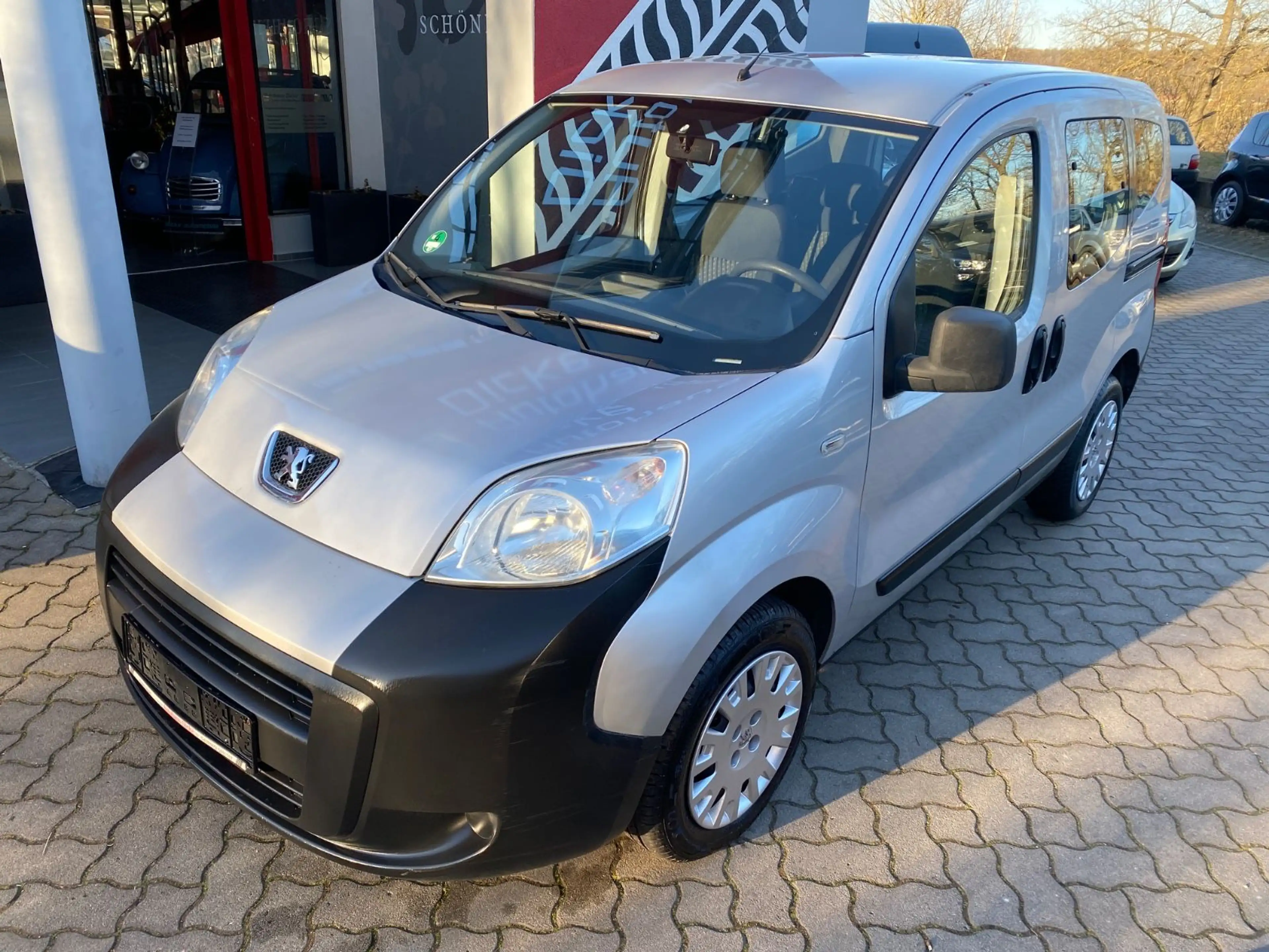 Peugeot Bipper Tepee Klima Schiebetür li+re 84tkm — photo 2