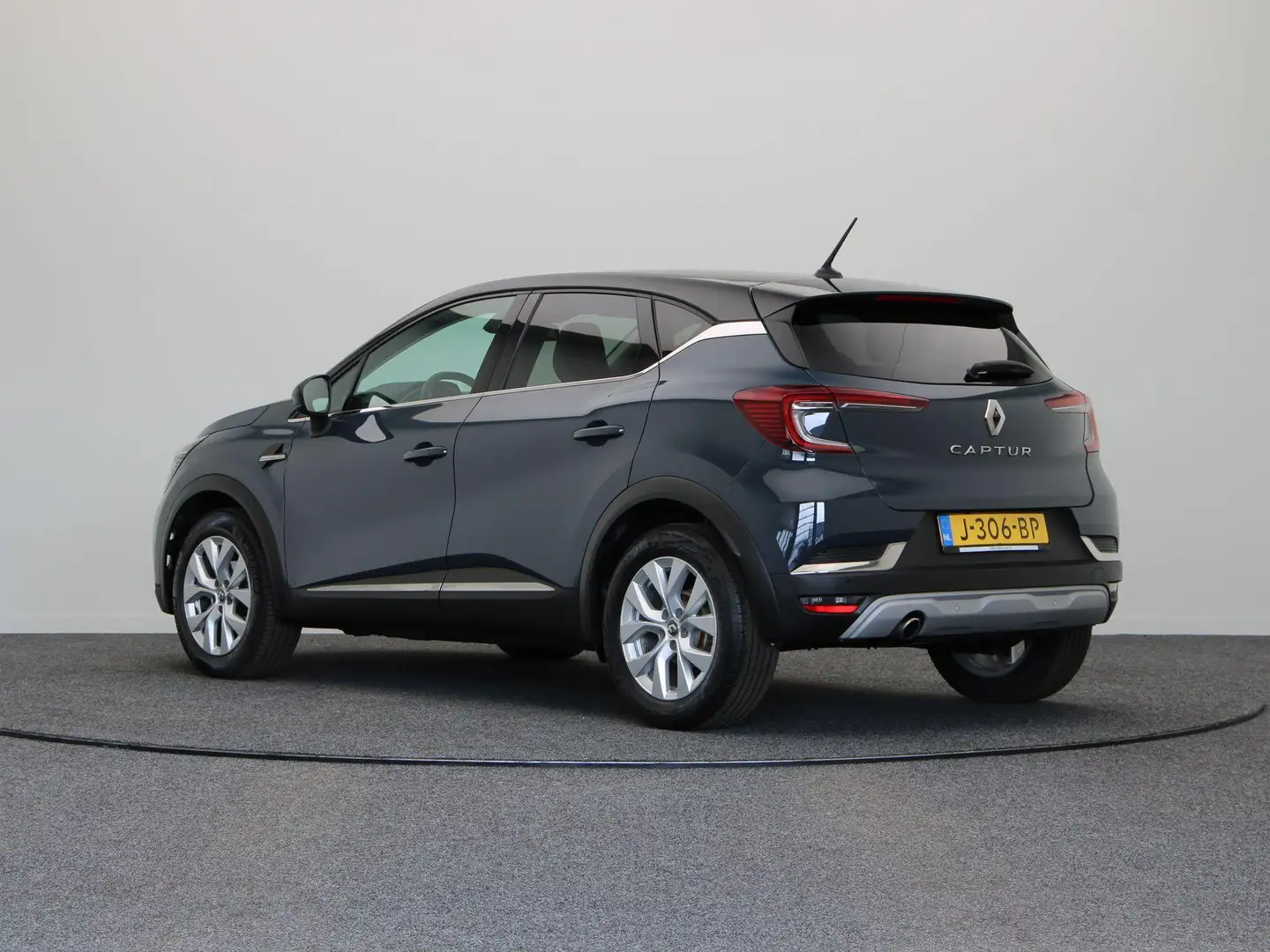 Renault Captur TCe 100pk Intens | Dealer onderhouden | Achteruitr Blauw - 2