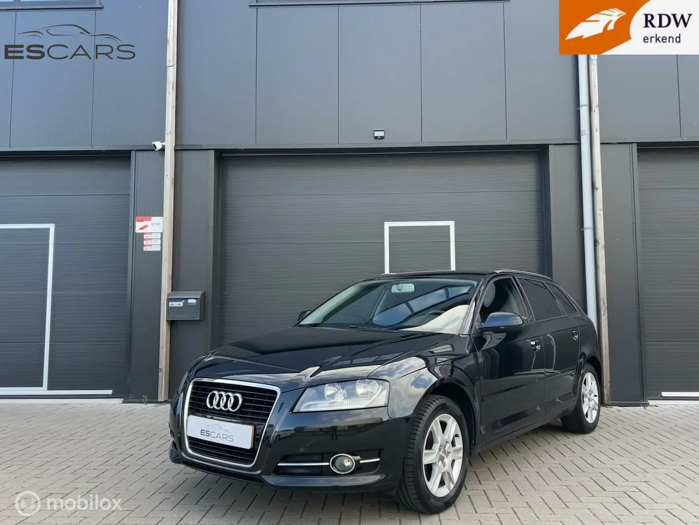 Audi A3 Sportback 1.2 TFSI Ambiente Pro Line Airco | Aux Schwarz - 1