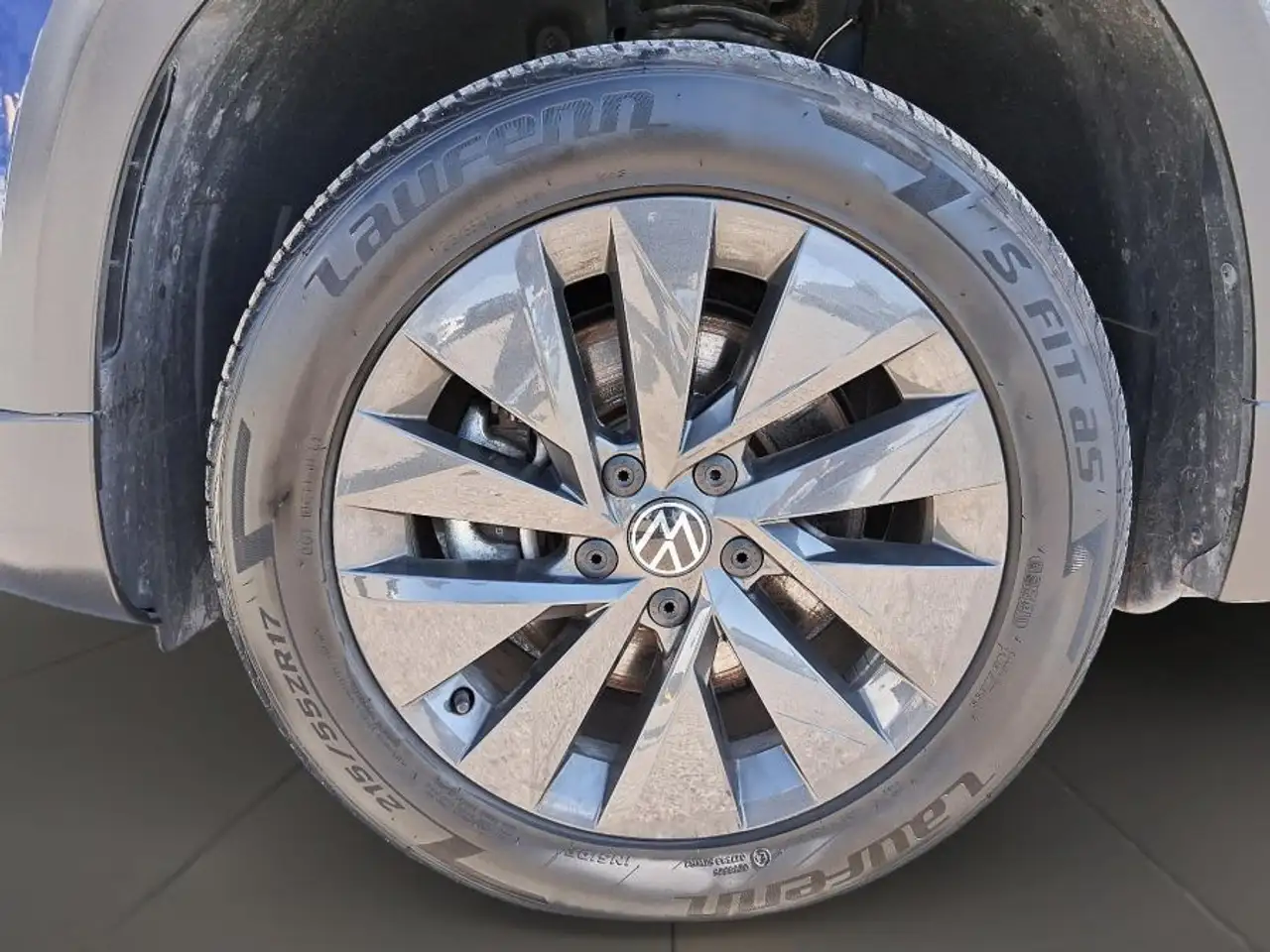 Volkswagen Taos снимка Volkswagen Taos
