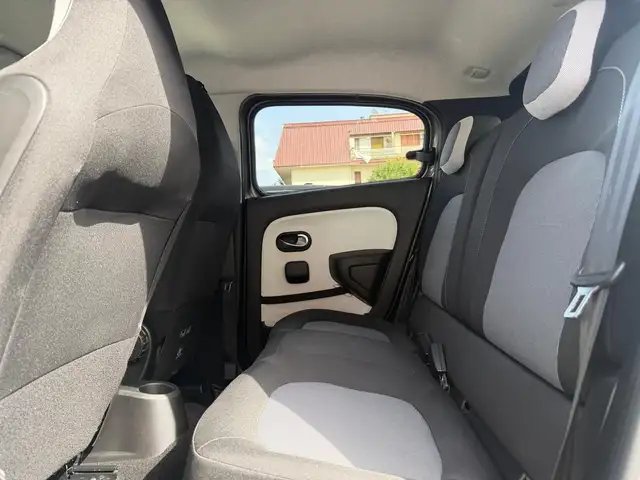 Renault Twingo view 15