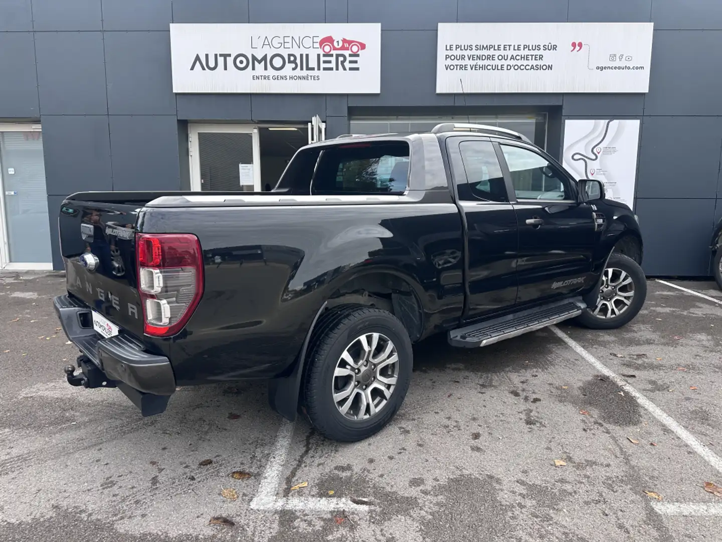Ford Ranger SUPER CABINE 3.2 TDCi 200 4x4 BVA6 WILDTRAK Noir - 2