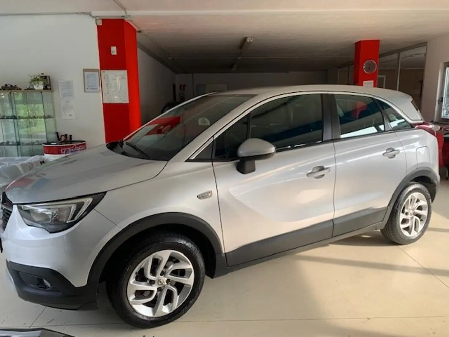 Opel Crossland X CROSSLAND X 1.2 ADVANCE AUTOMATICA Silber - 2