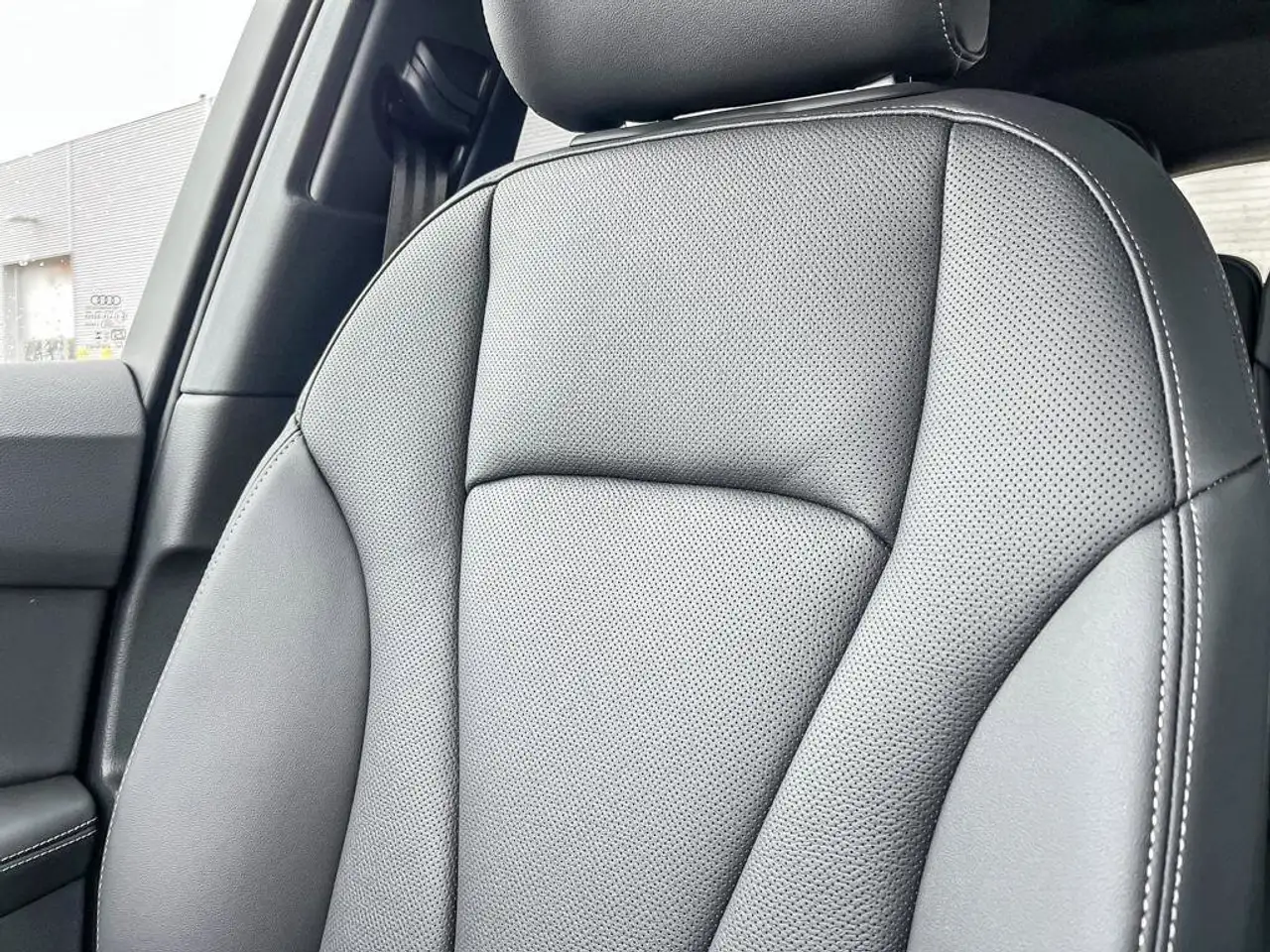 Audi Q7 снимка Audi Q7
