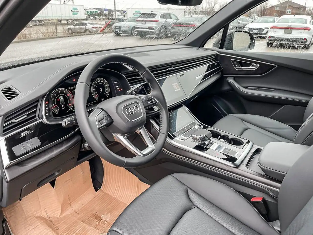 Audi Q7 снимка Audi Q7