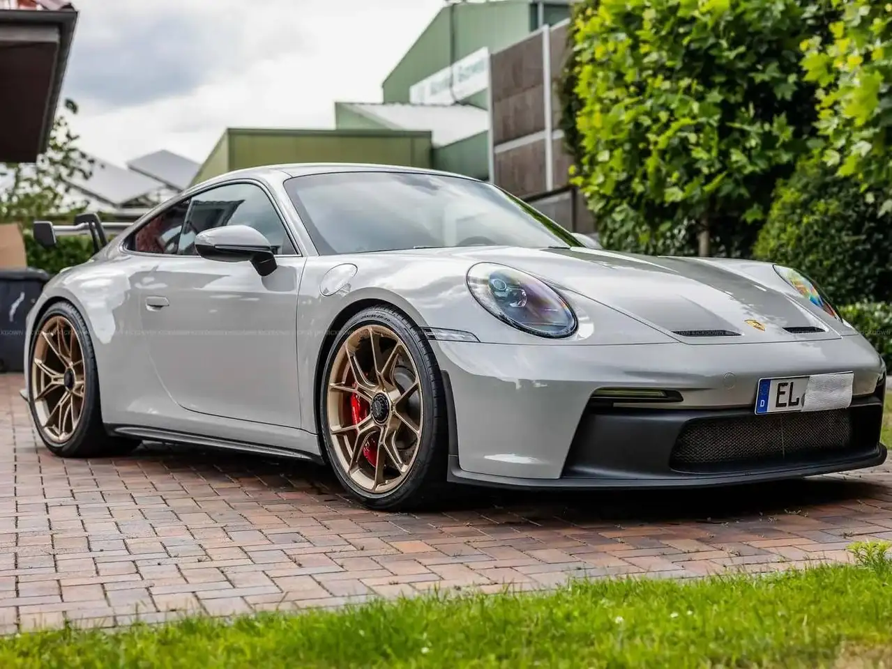 Porsche 911