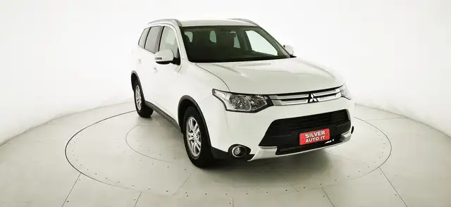 Mitsubishi Outlander 2.2 DI-D 4WD Instyle 5p.