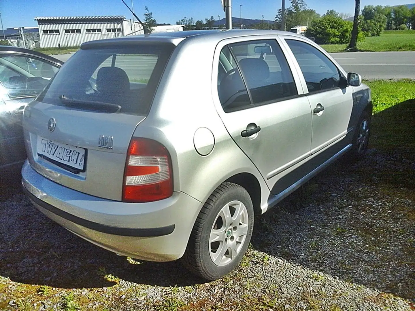 Skoda Fabia Extra 1.4 Limo /met+ABS/+eFH+Klima/EU 4/TÜV neu Grau - 2