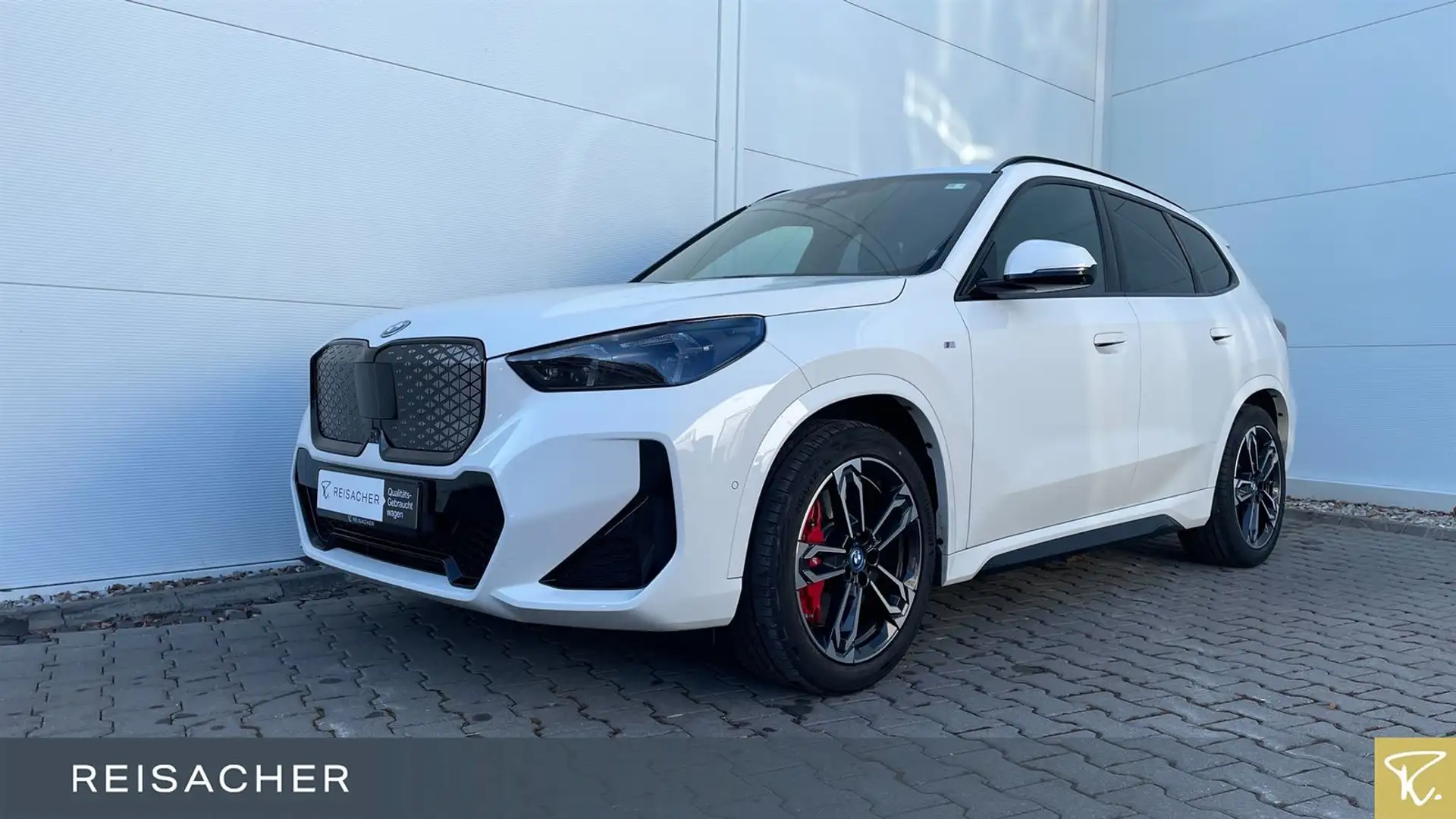 BMW iX1 IX1 XDRIVE30 M Sport PRO,AHK,DAPro.HuD Weiß - 1