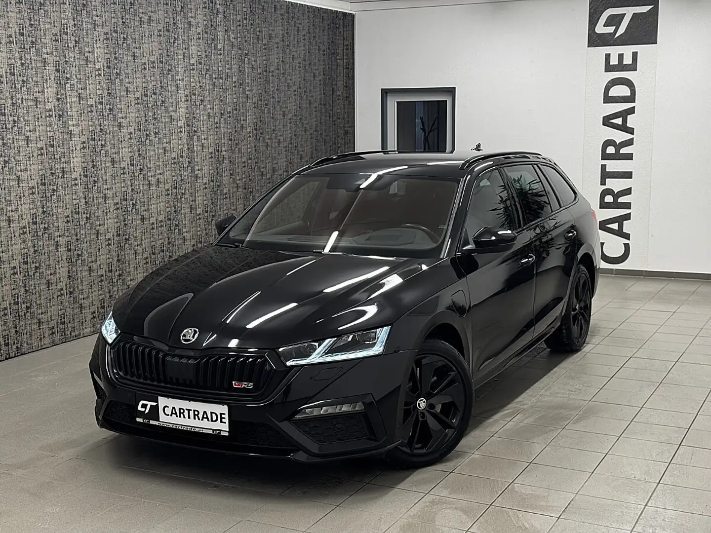 Skoda Octavia Combi RS iV 245 DSG / MATRIX-LED/ VIRTUAL/ HEAD... Schwarz - 2