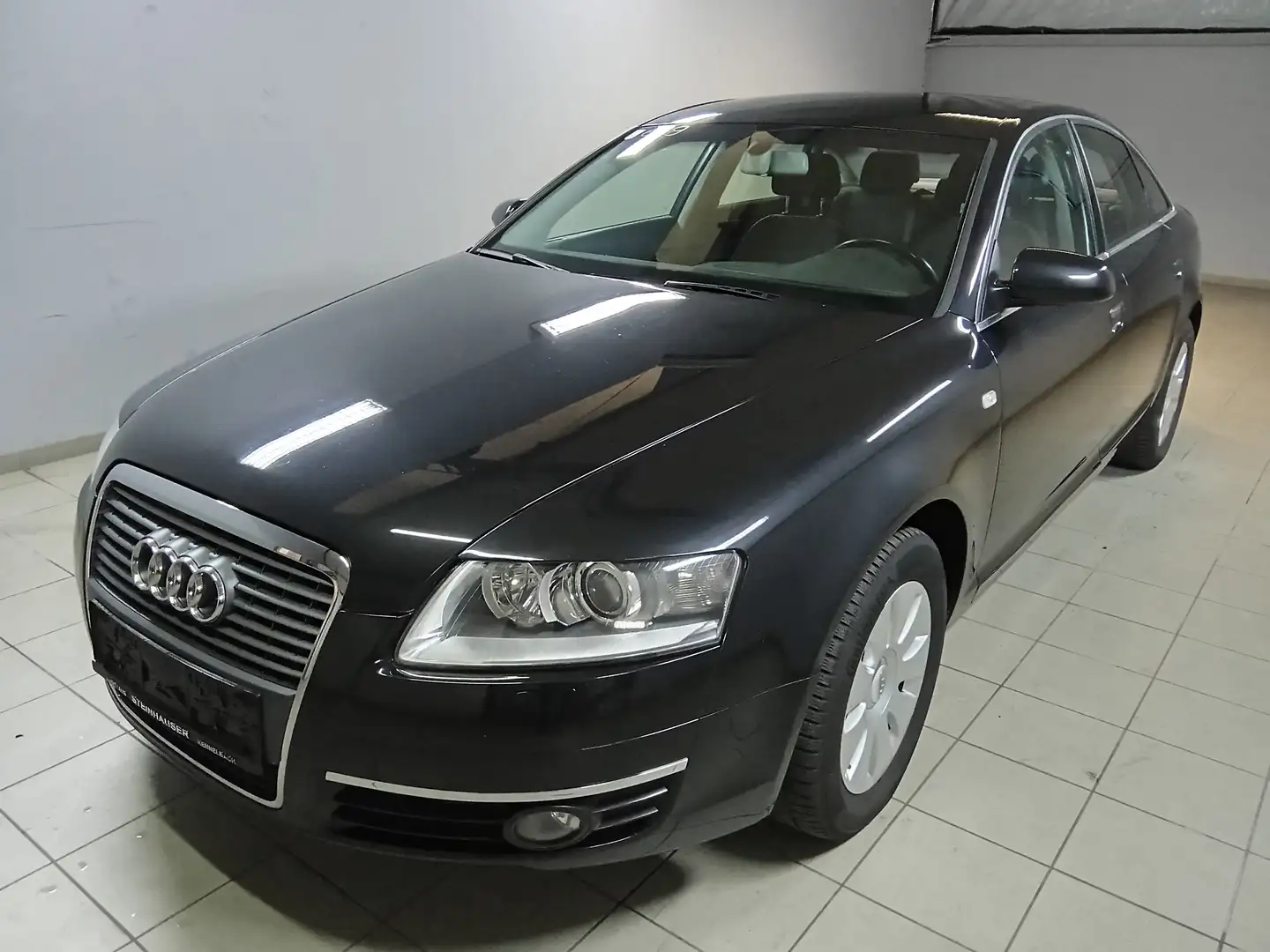 Audi A6 2.4 Limousine Kein Tüv! Schwarz - 1