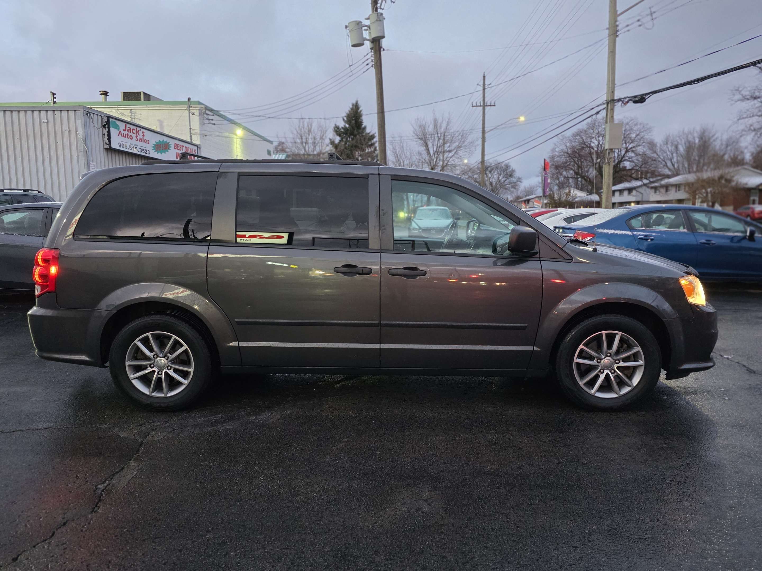 2016 Dodge Grand Caravan Certified ~ Warranty — снимка 1