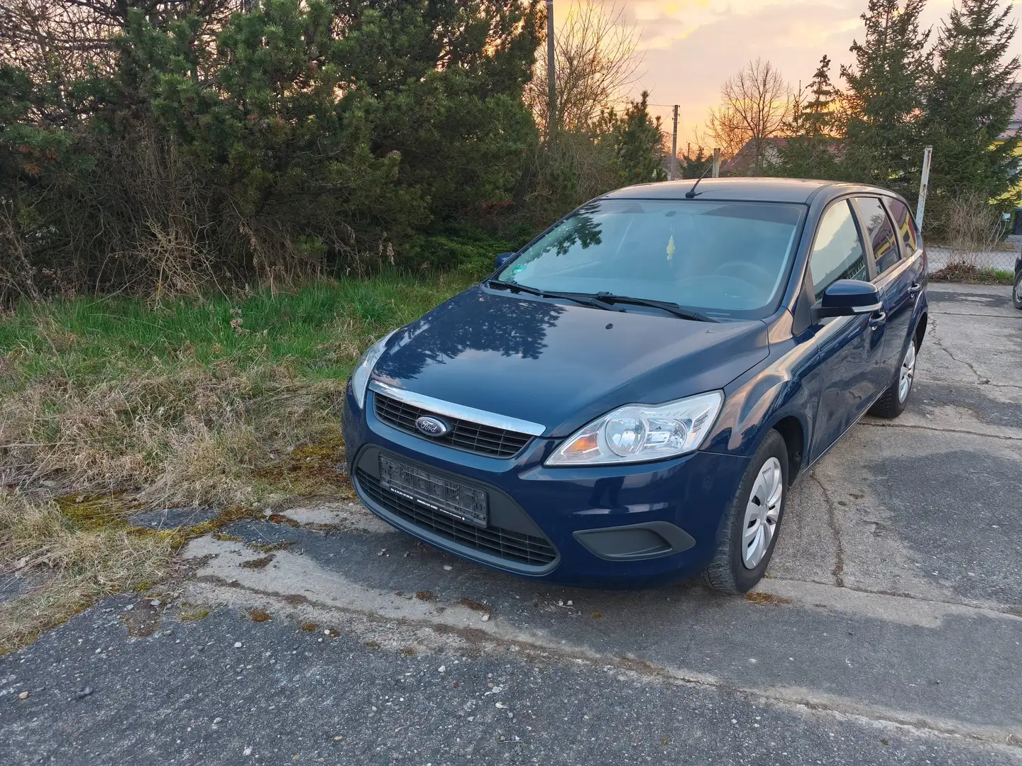 Ford Focus Turnier 1.6 TDCi DPF Ambiente Blau - 2