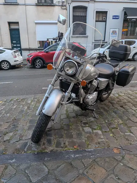 Honda VT 125 - foto 2