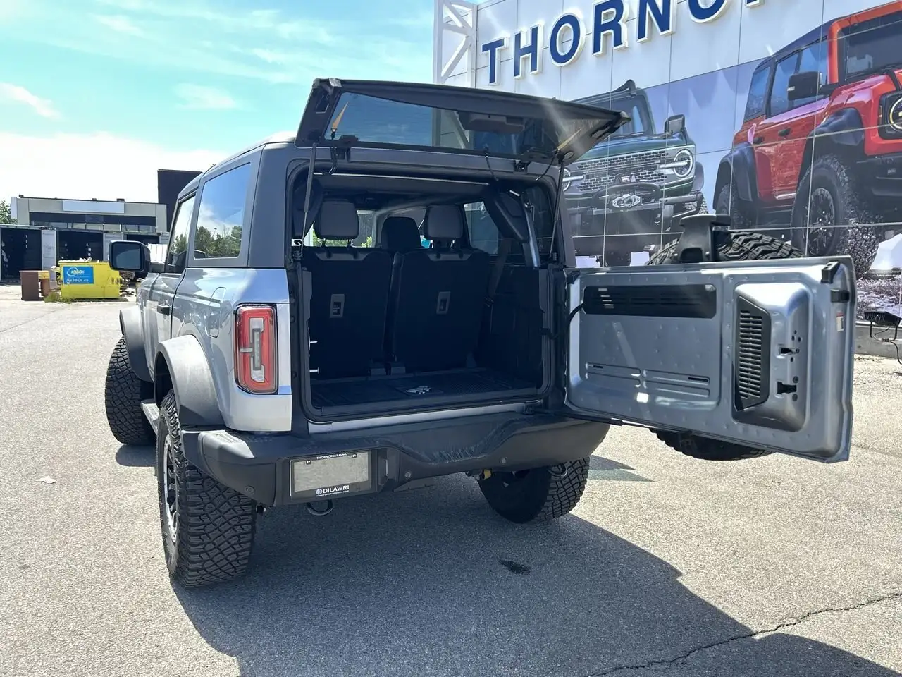 Ford Bronco photo Ford Bronco