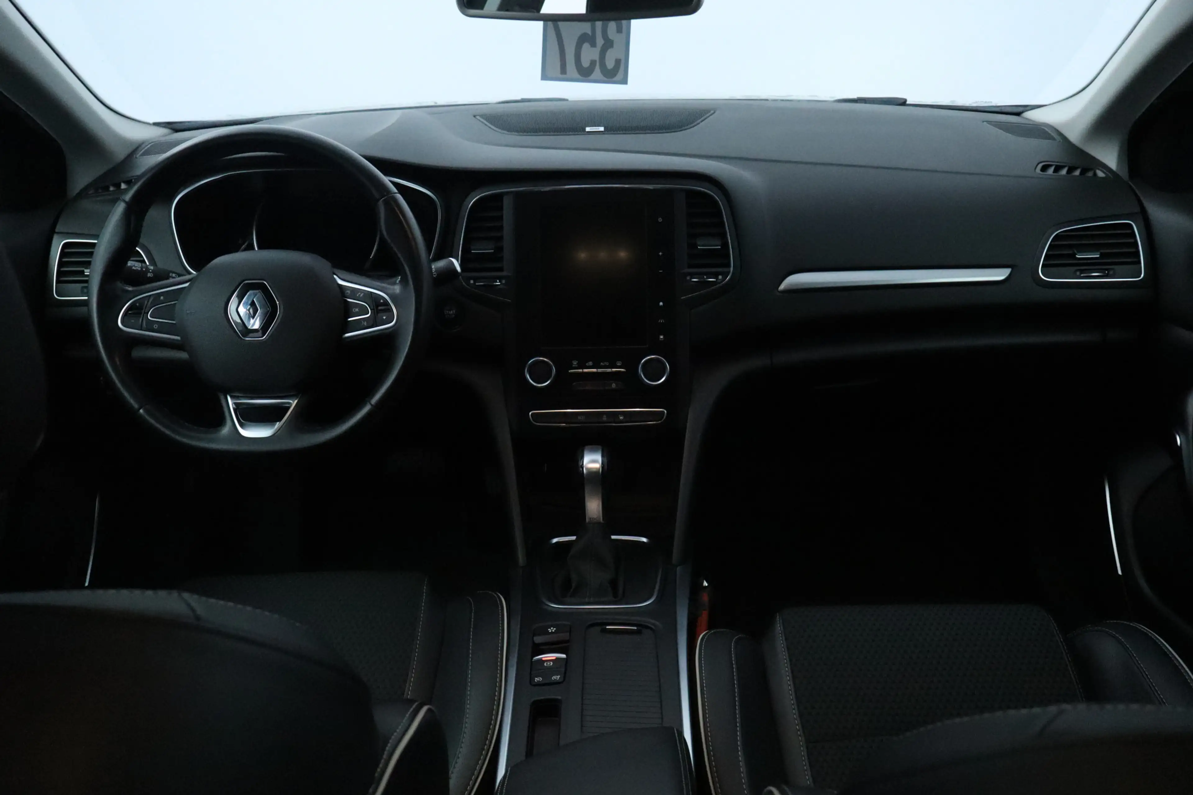 Renault Megane Estate 1.3 TCe Bose/ Automaat/ Trekhaak/ 17'' LMV/ — photo 22