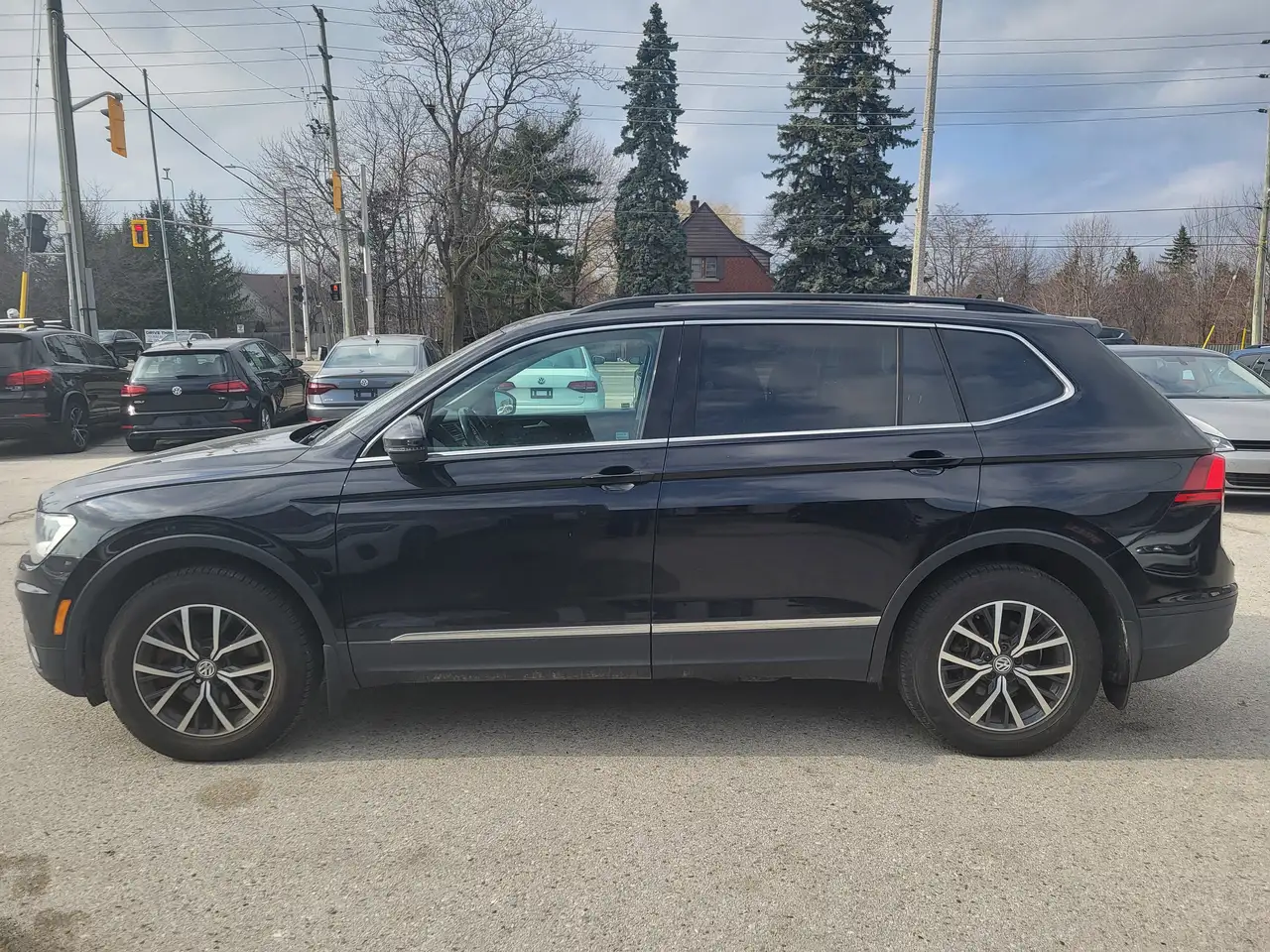 Volkswagen Tiguan снимка Volkswagen Tiguan