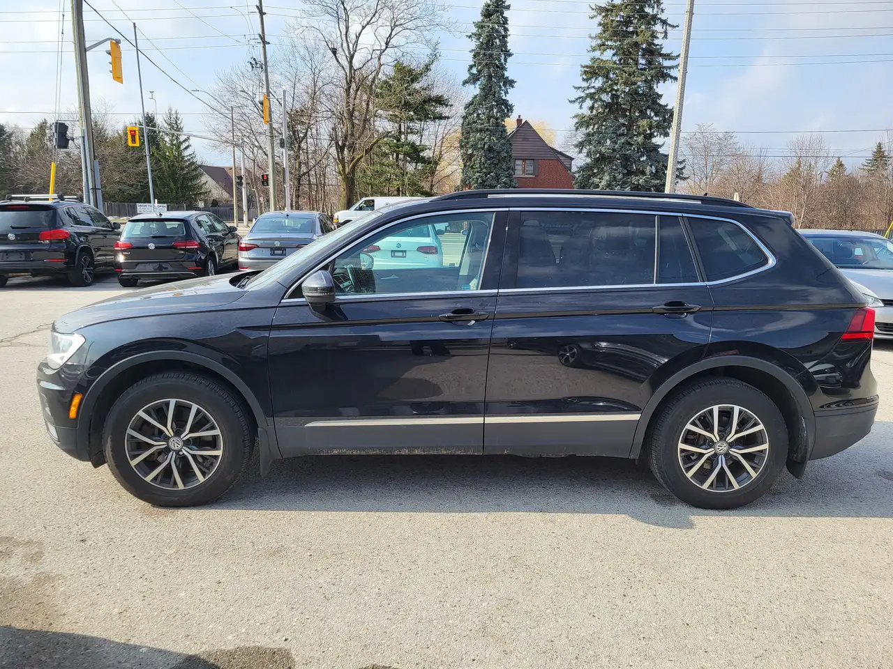 Volkswagen Tiguan снимка Volkswagen Tiguan