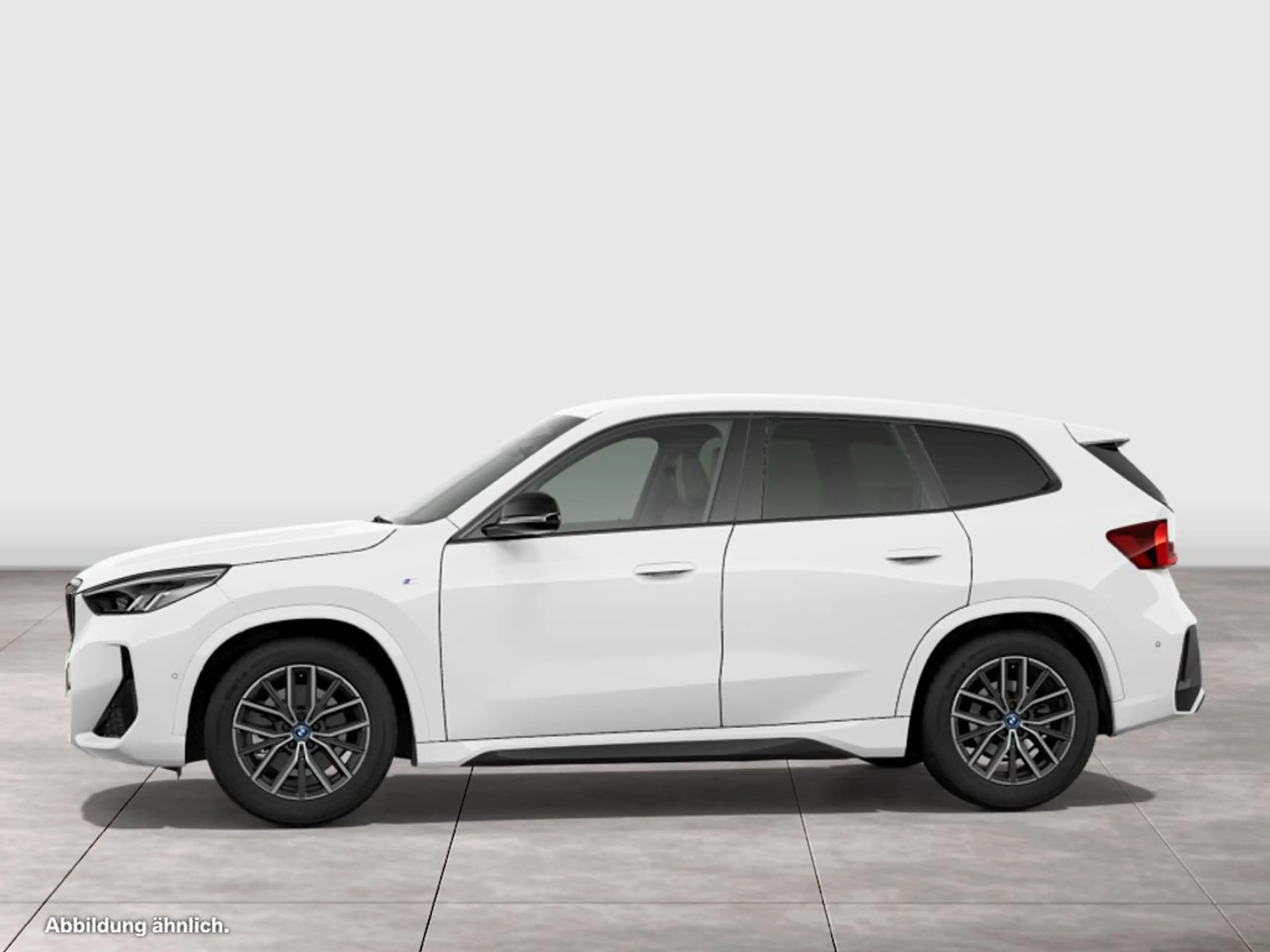 BMW iX1 xDrive30 M Sport RFK NAVI LED Sound Syst. — photo 5