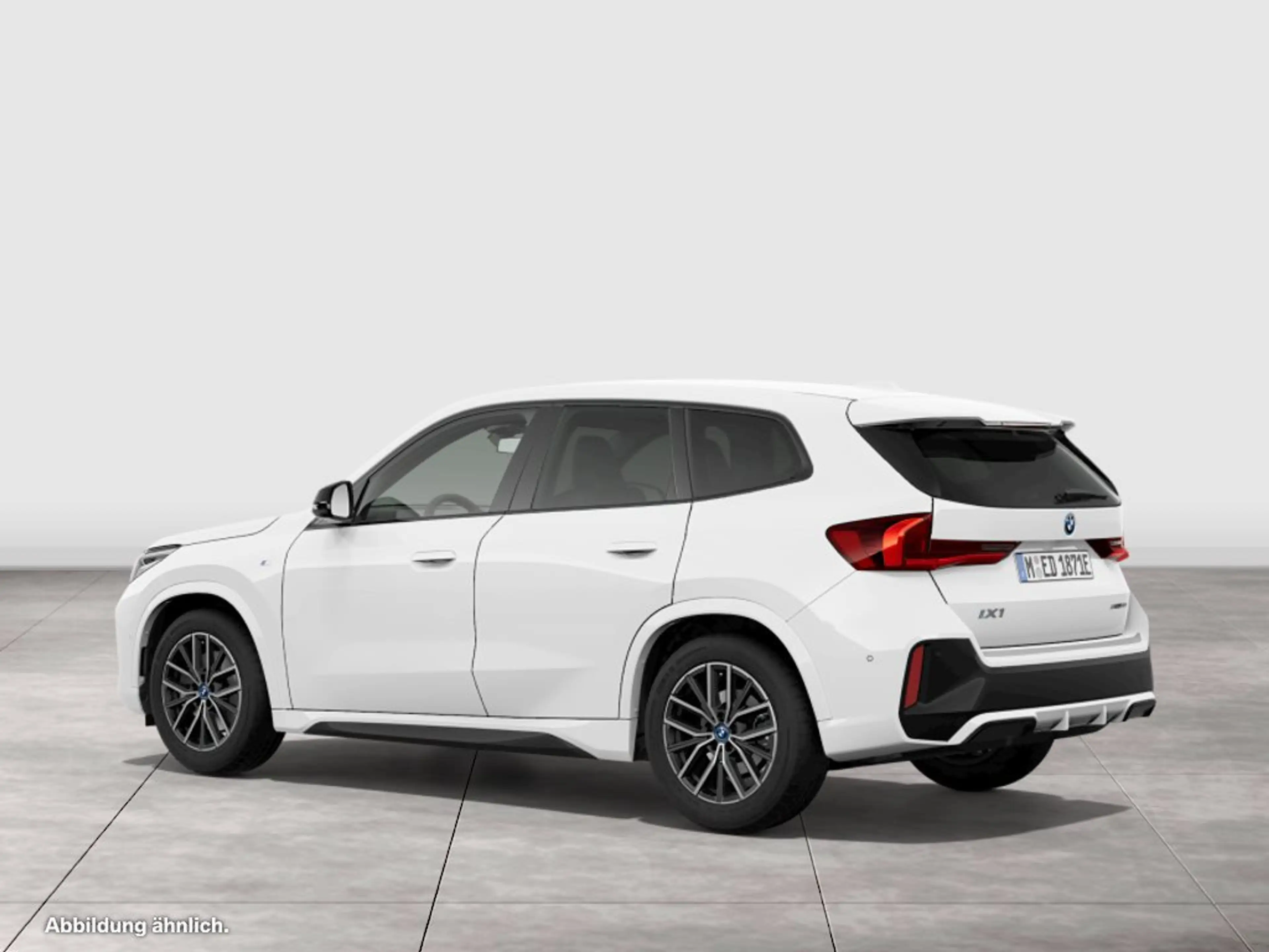 BMW iX1 xDrive30 M Sport RFK NAVI LED Sound Syst. — photo 6