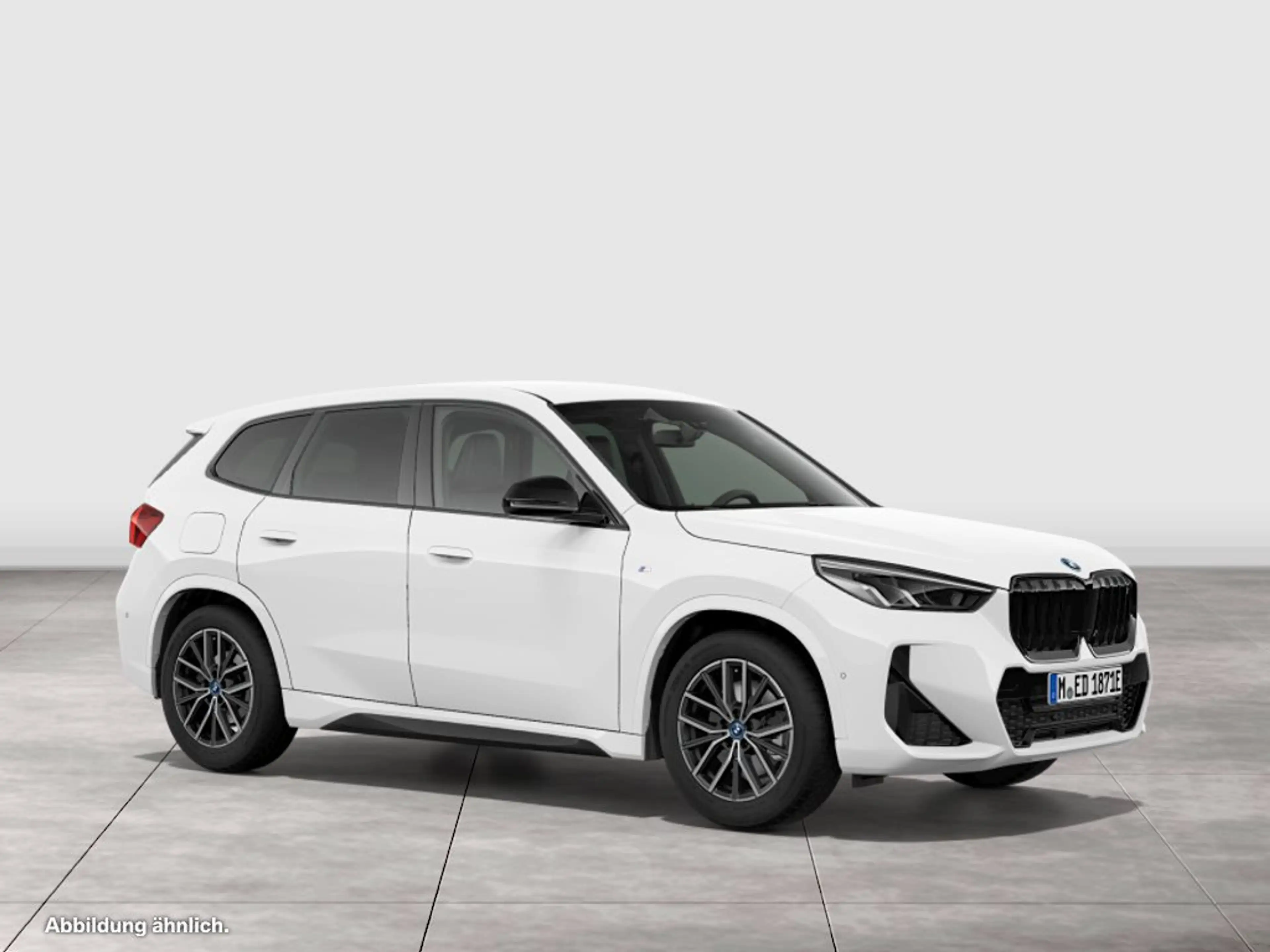 BMW iX1 xDrive30 M Sport RFK NAVI LED Sound Syst. — photo 10