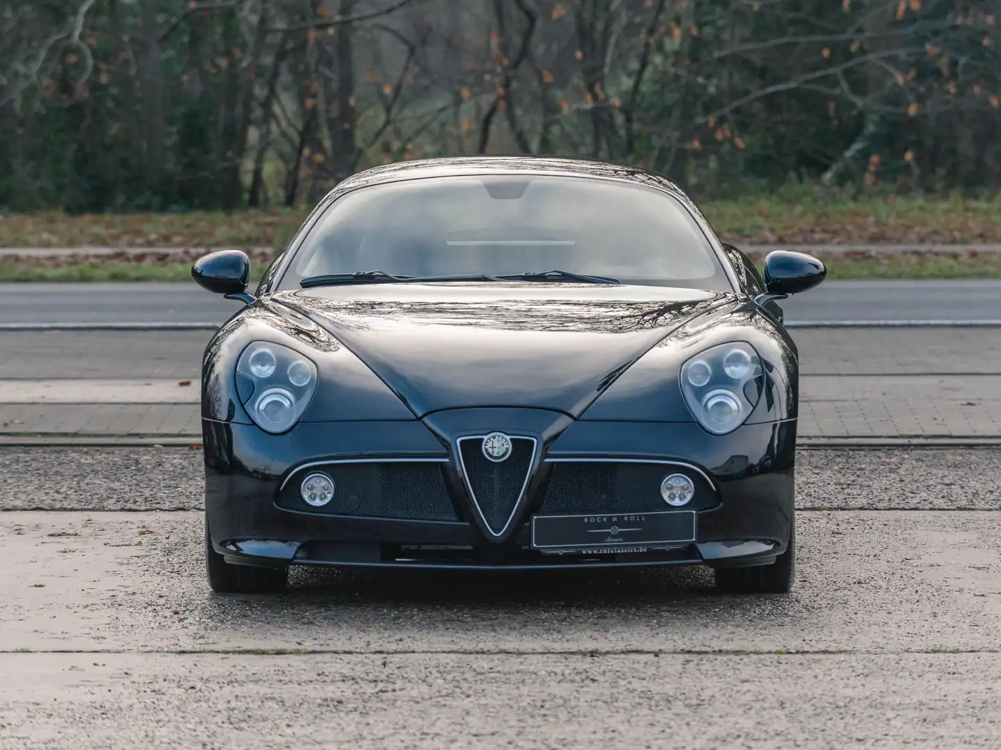 Alfa Romeo 8C Competizione Schwarz - 2