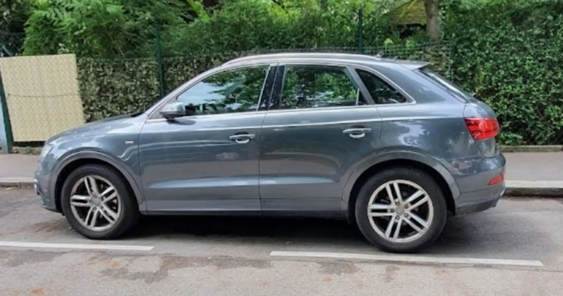 Audi Q3 Q3 2,0 TFSI quattro - 1