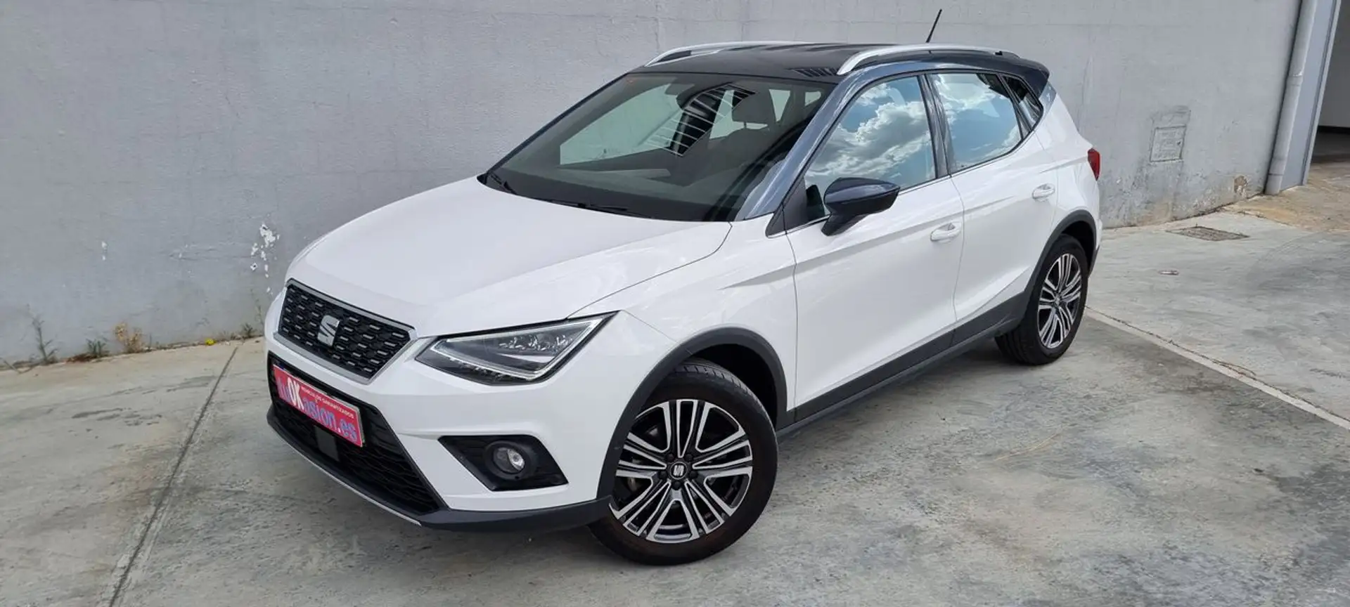 SEAT Arona 1.0TSI 115CV DSG Blanc - 1