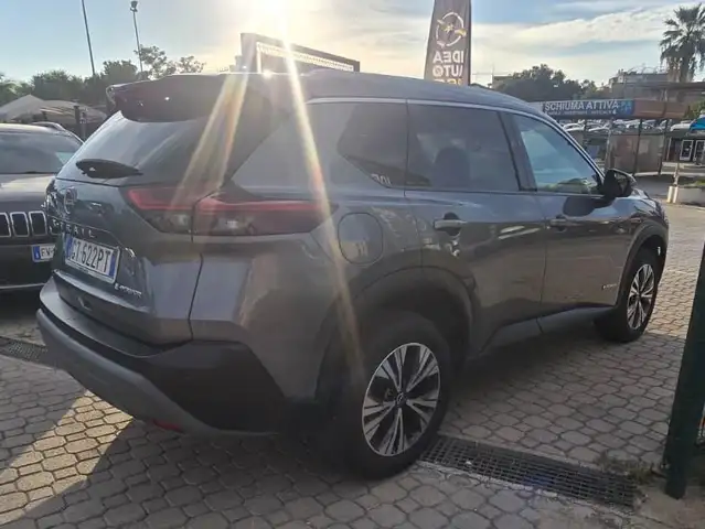 Nissan X-Trail view 6