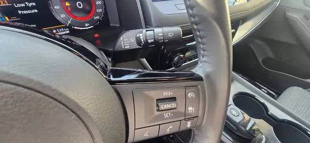 Nissan X-Trail view 22