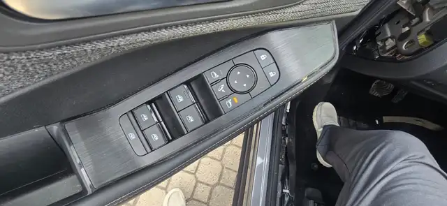 Nissan X-Trail view 25