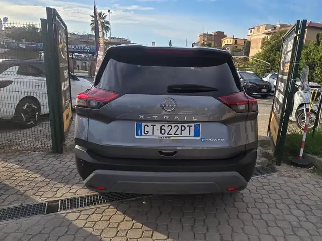 Nissan X-Trail view 5