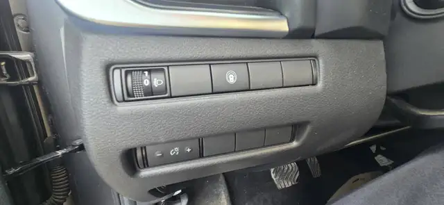 Nissan X-Trail view 24