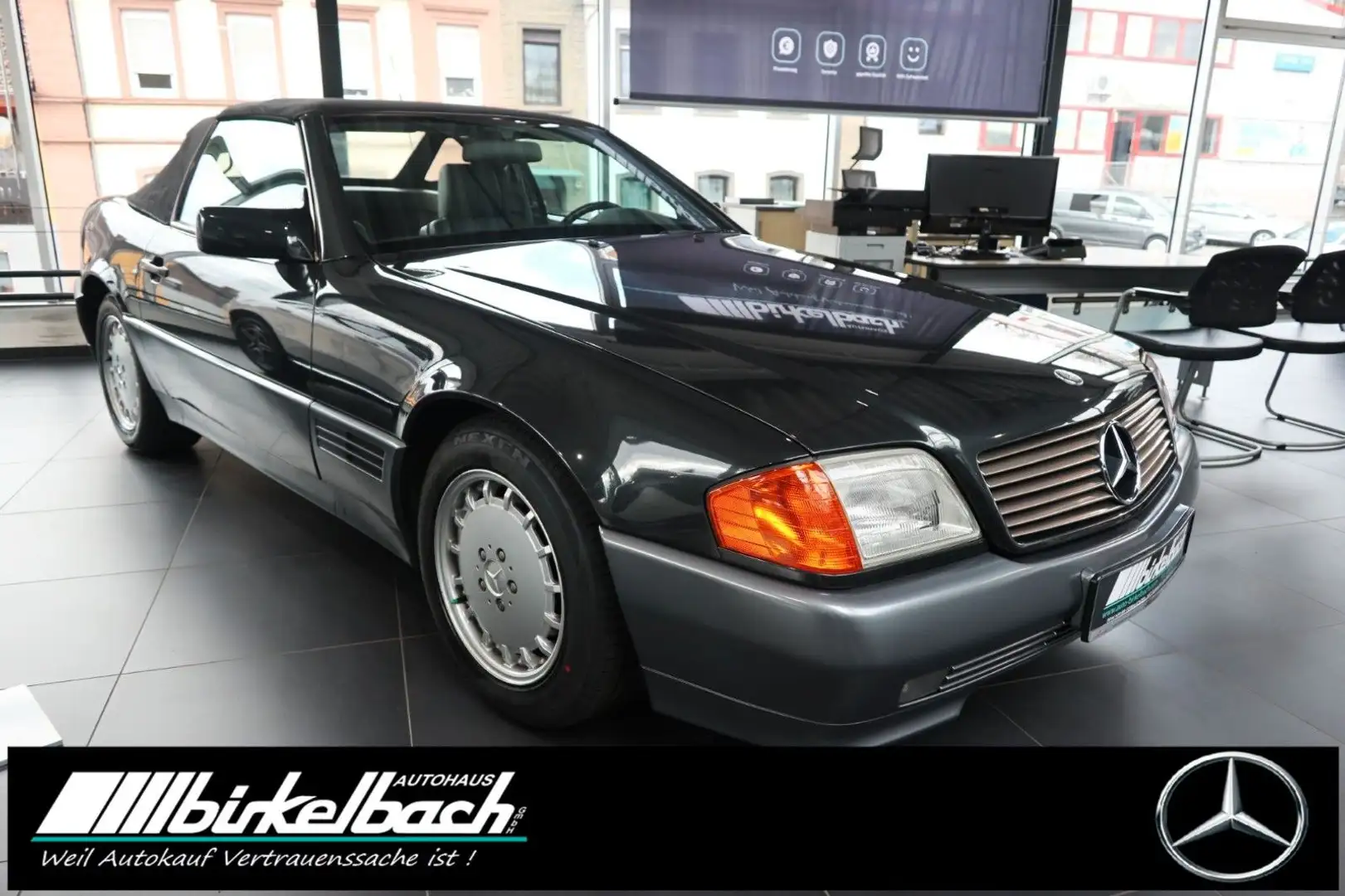 Mercedes-Benz SL 500 Schwarz - 2