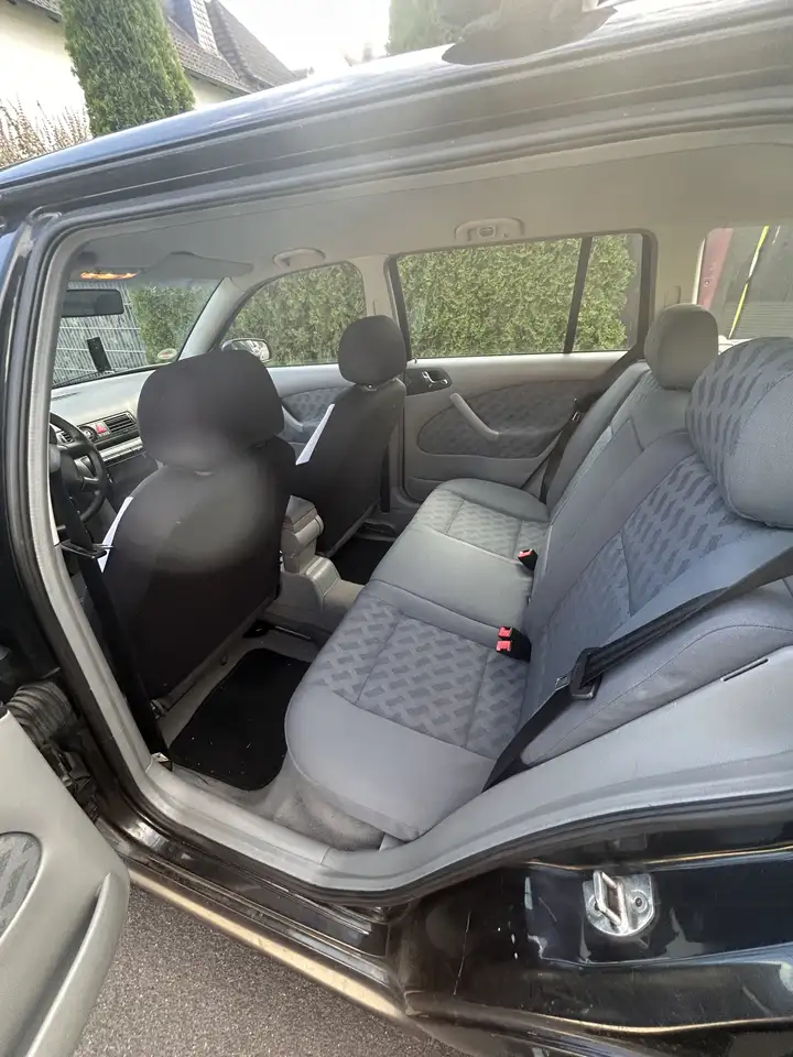Skoda Octavia 1.6 Combi GLX, foto 9