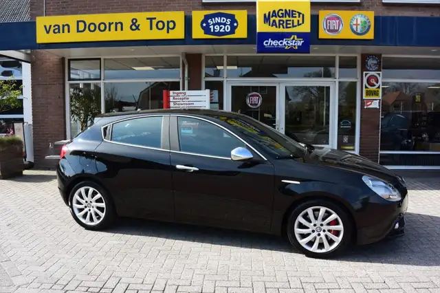 Alfa Romeo Giulietta 1.4 T DISTINCTIVE
