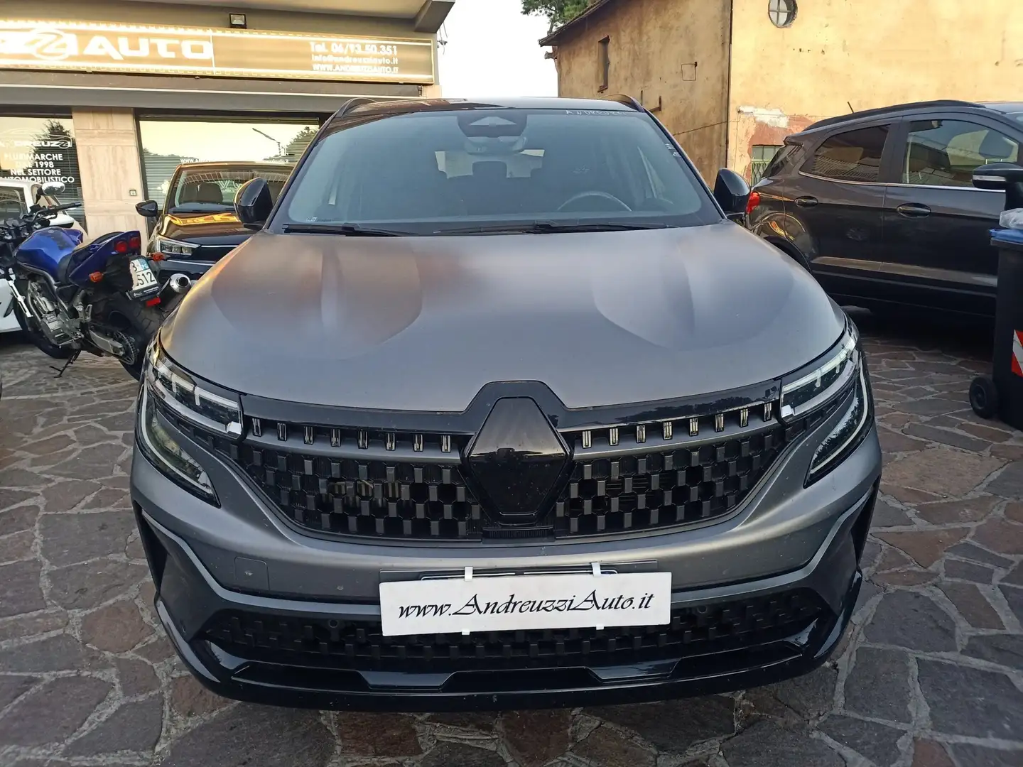 Renault Austral 1.3 mild hybrid Techno Esprit Alpine 160cv auto Grigio - 2