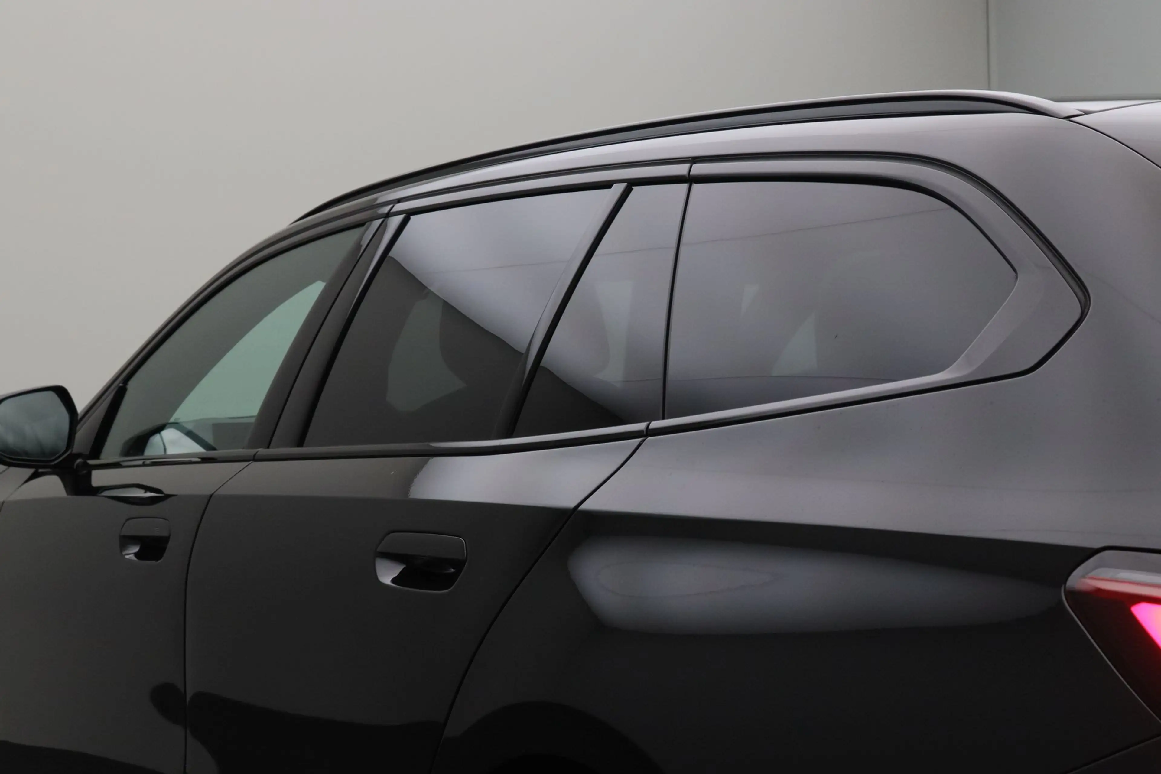 BMW 550 5-serie Touring 550e xDrive — photo 4